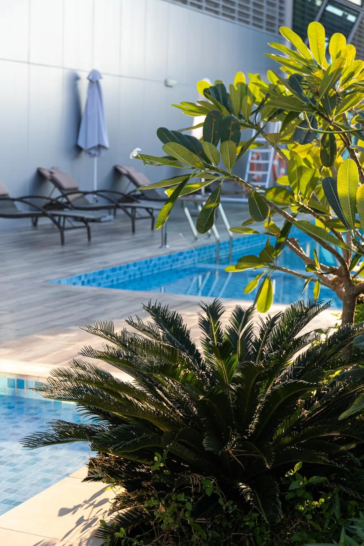 Day in SIMPLY COMFORT in J ONE Tower