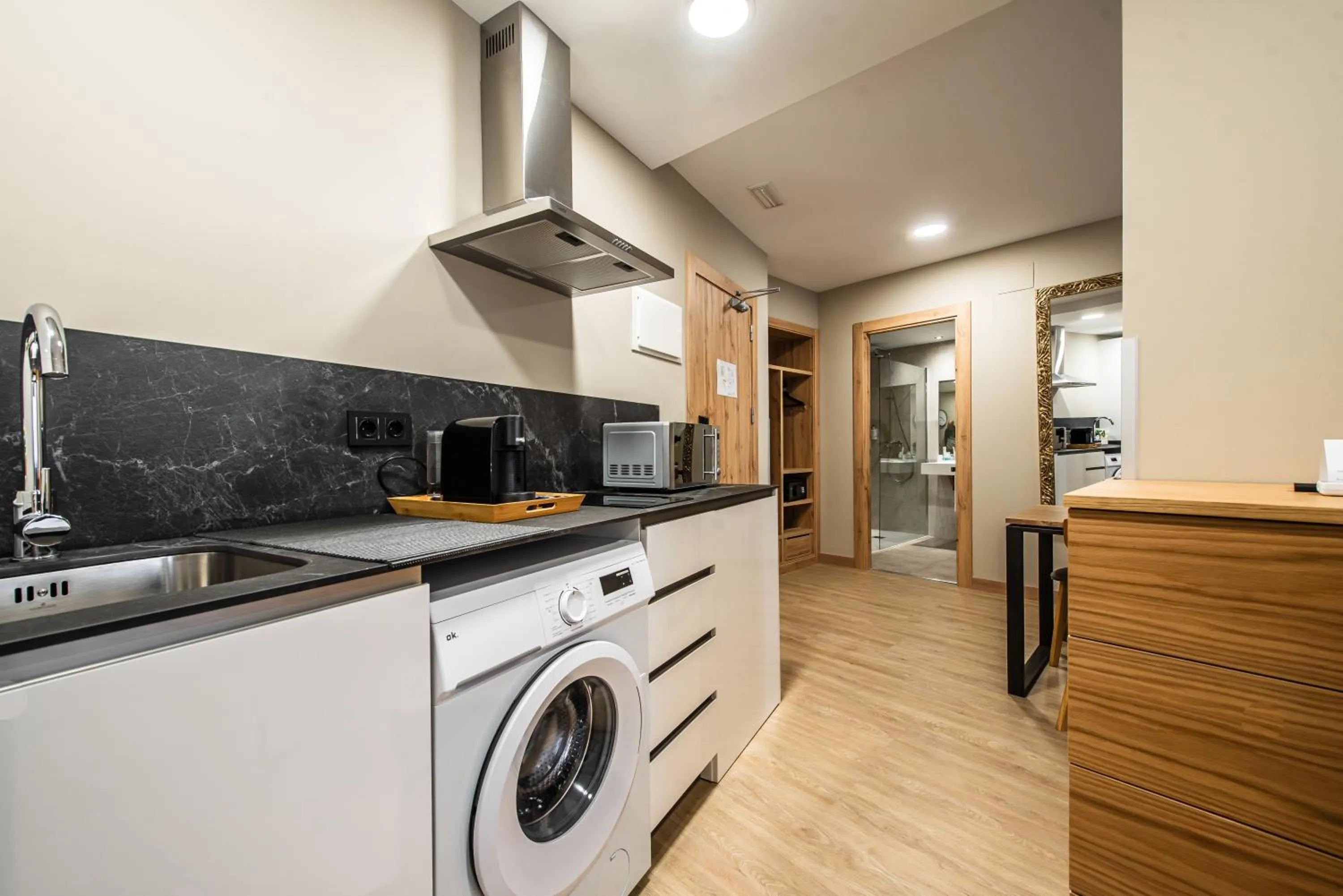 Communal kitchen in Hotel Zentral Mayoral