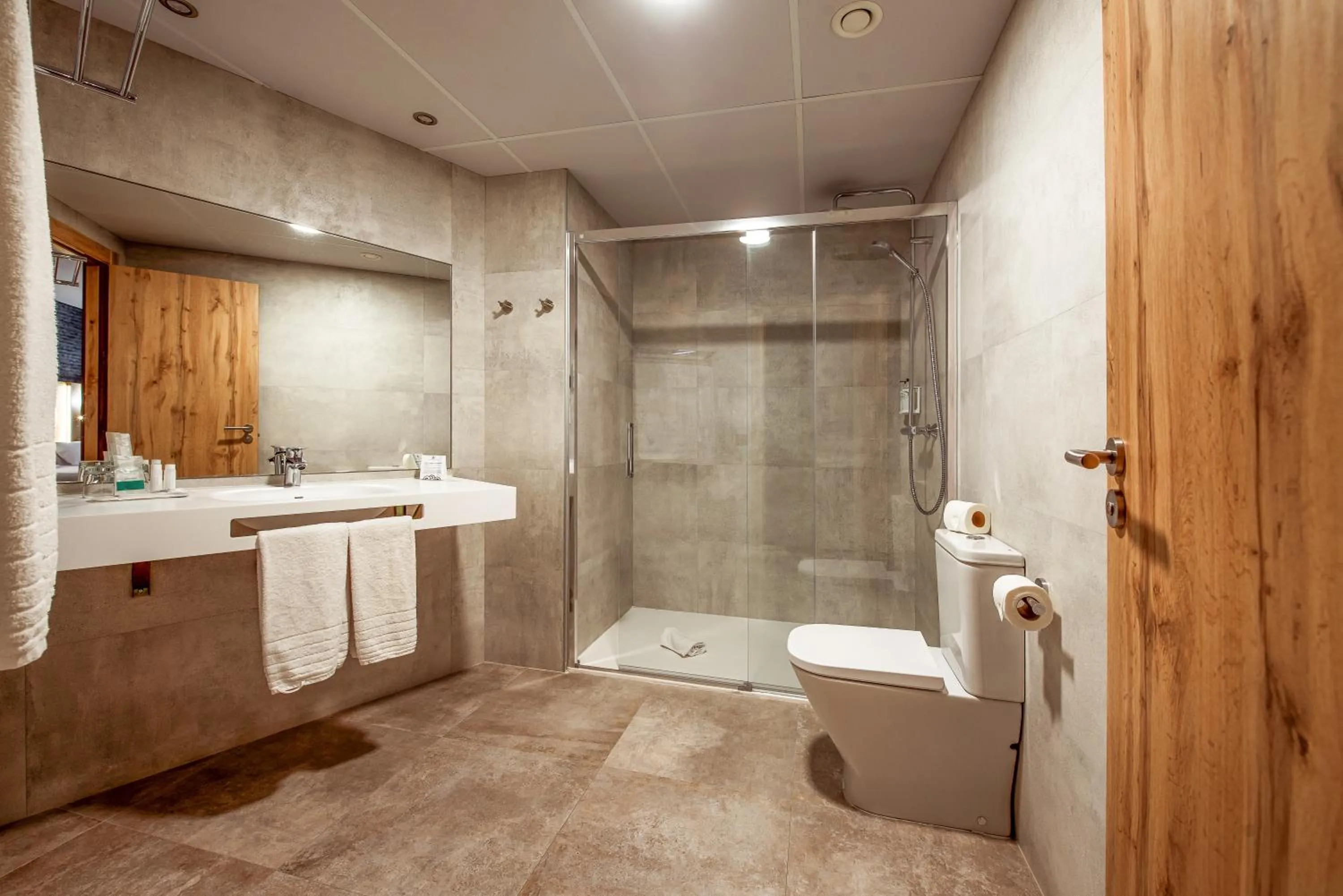 Bathroom in Hotel Zentral Mayoral