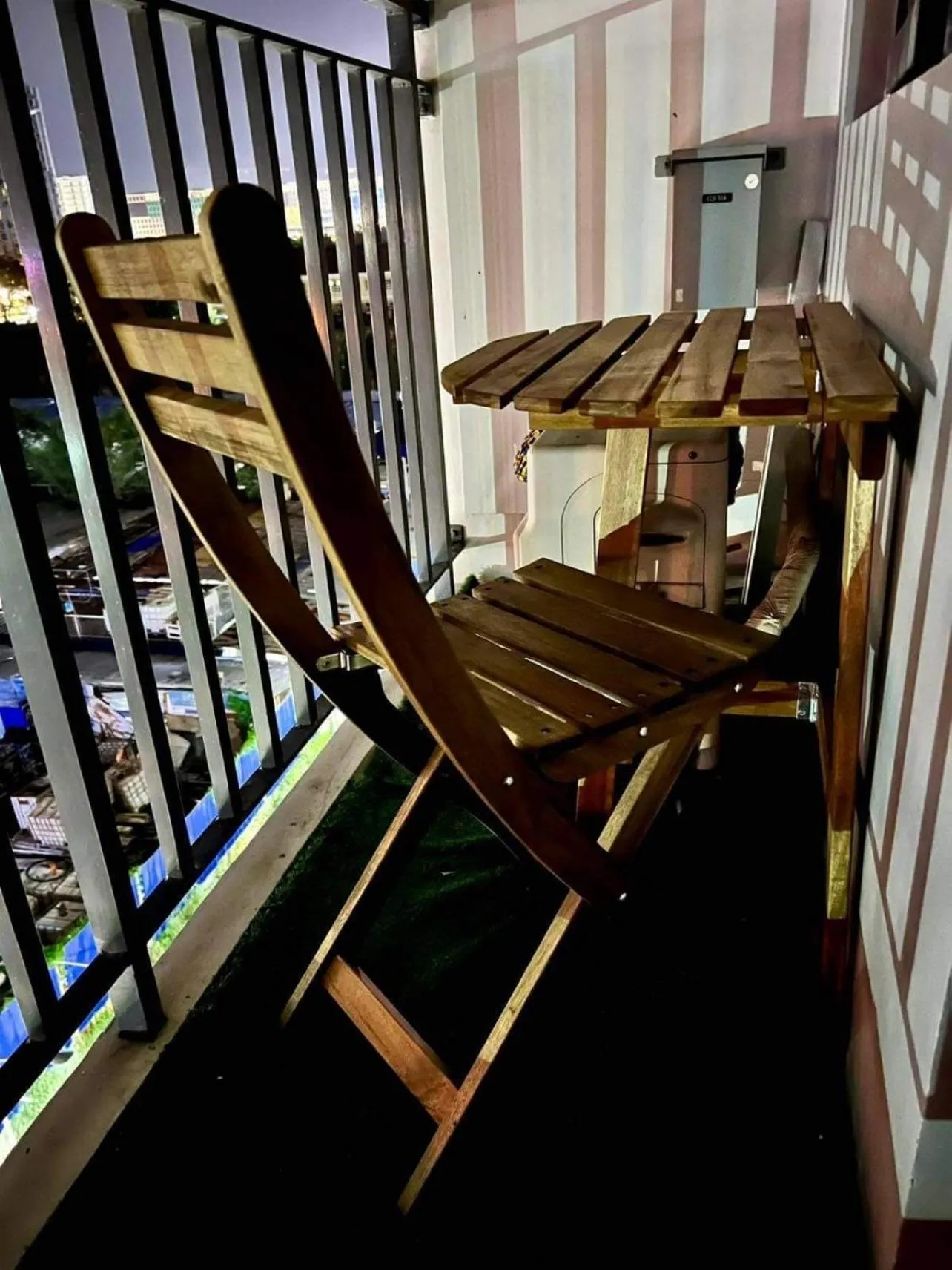 Deluxe Suites Razelles 2 at Shore 2 Residences Tower 1