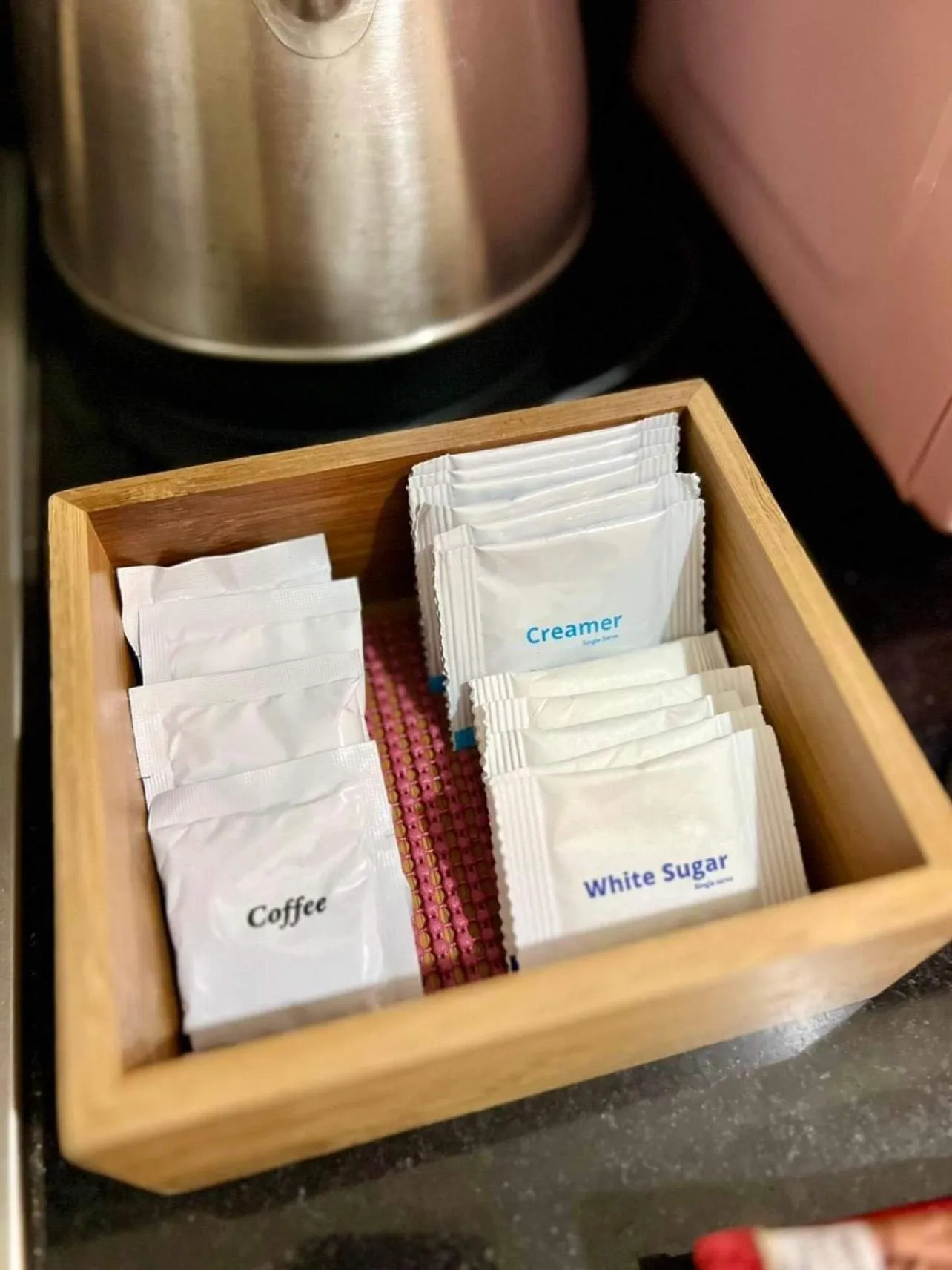 Deluxe Suites Razelles 2 at Shore 2 Residences Tower 1