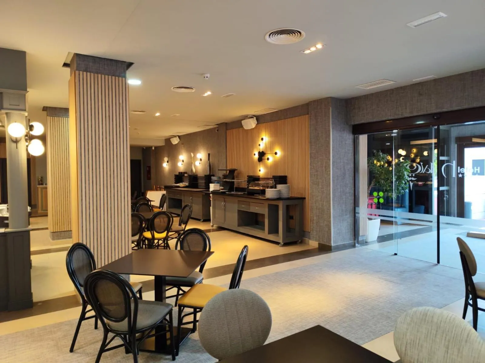 Buffet breakfast in Hotel Hidalgo