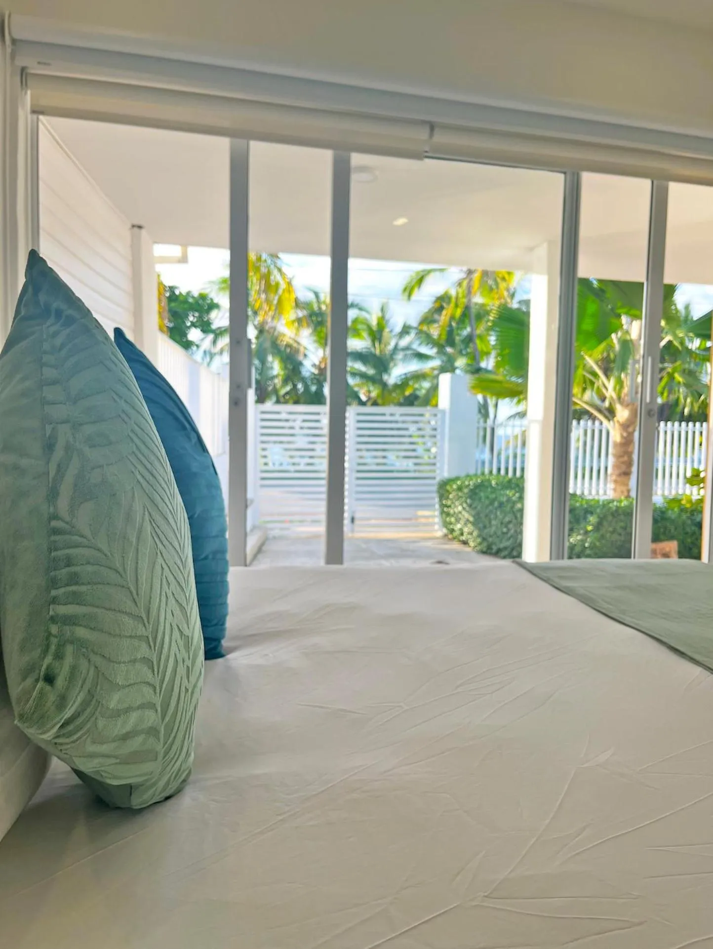 Photo of the whole room, Bed in Zaba Beach House