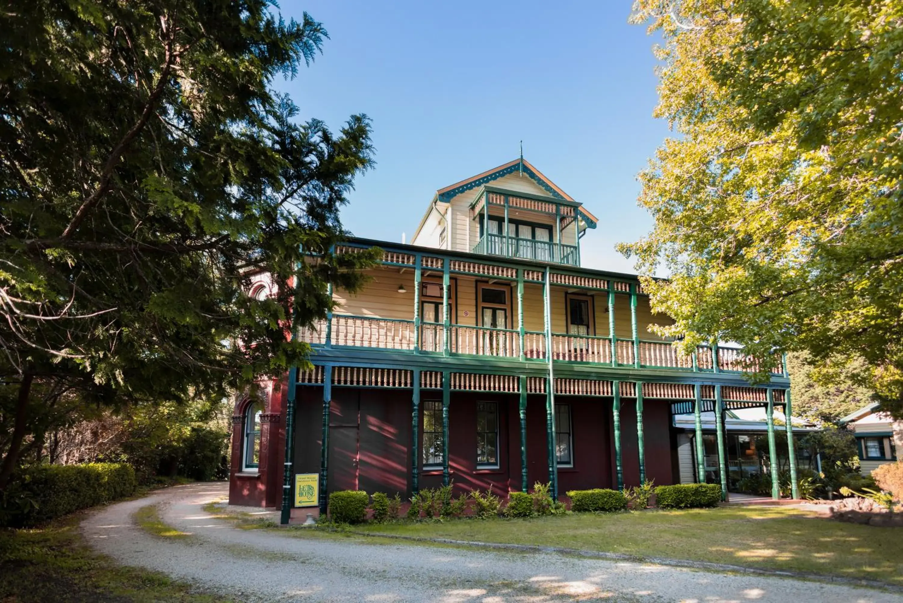 Leura House Leura House