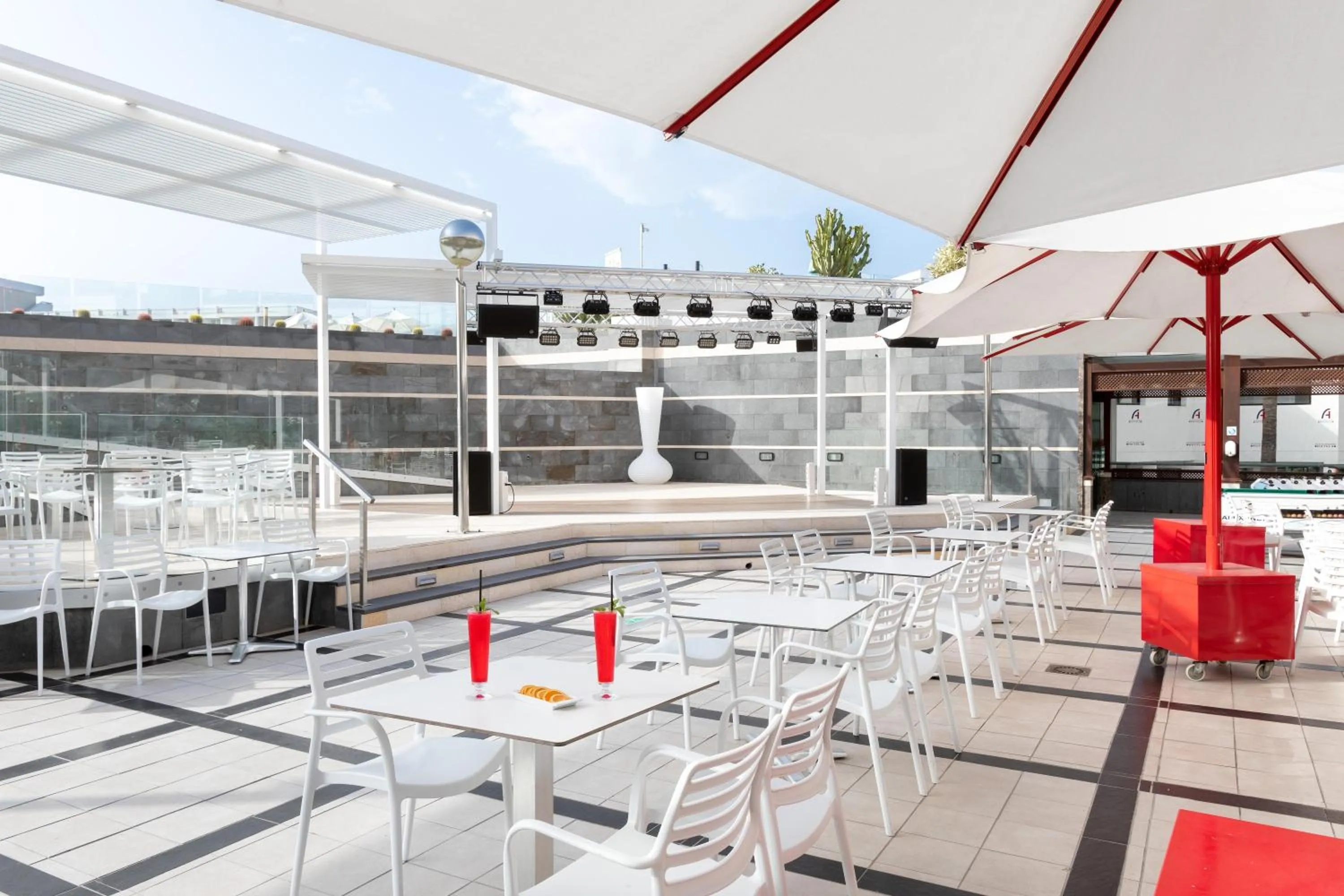Balcony/Terrace in Alexandre Gala