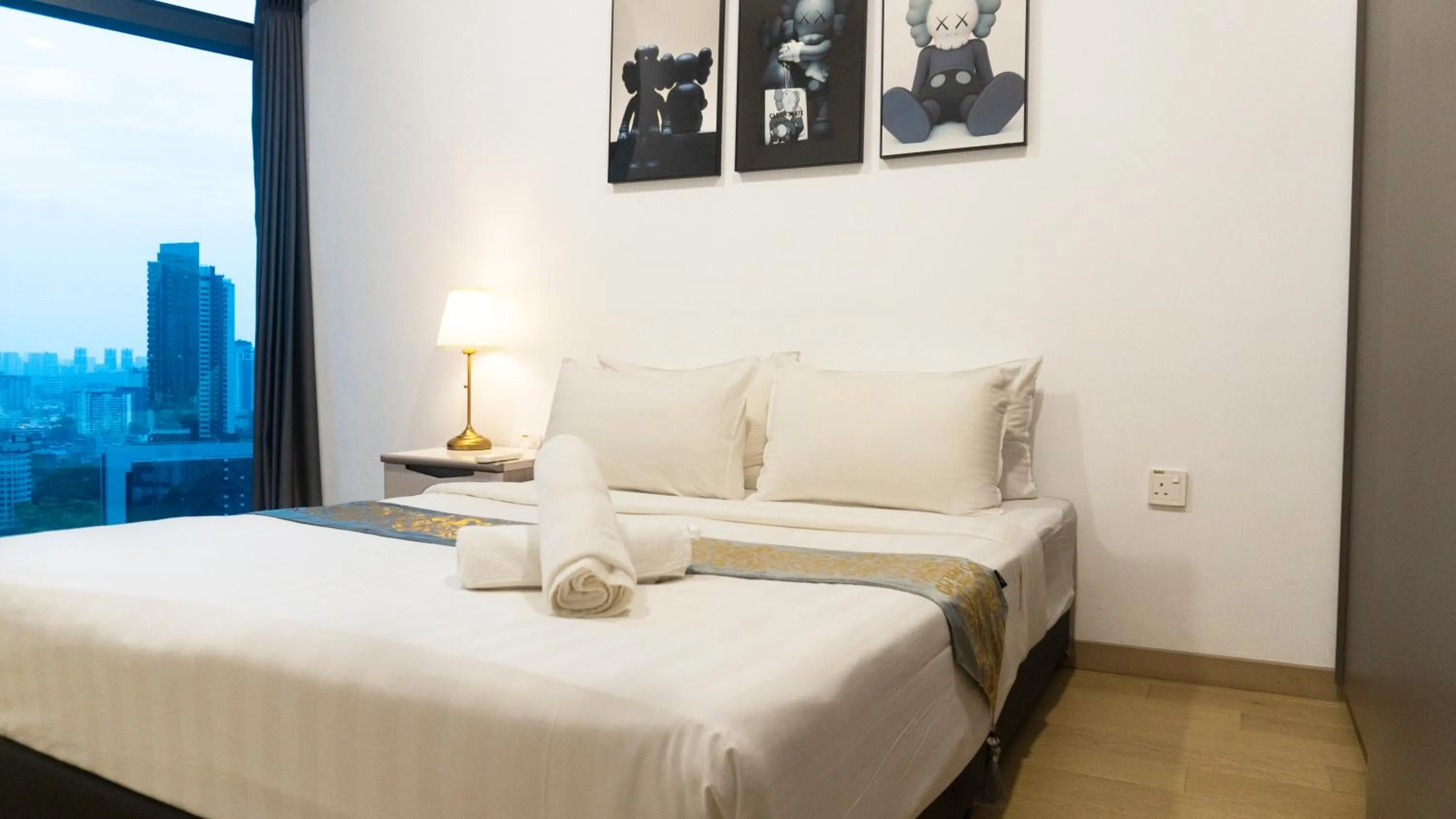 Bed in MOONWAY SUITES At EATON KLCC