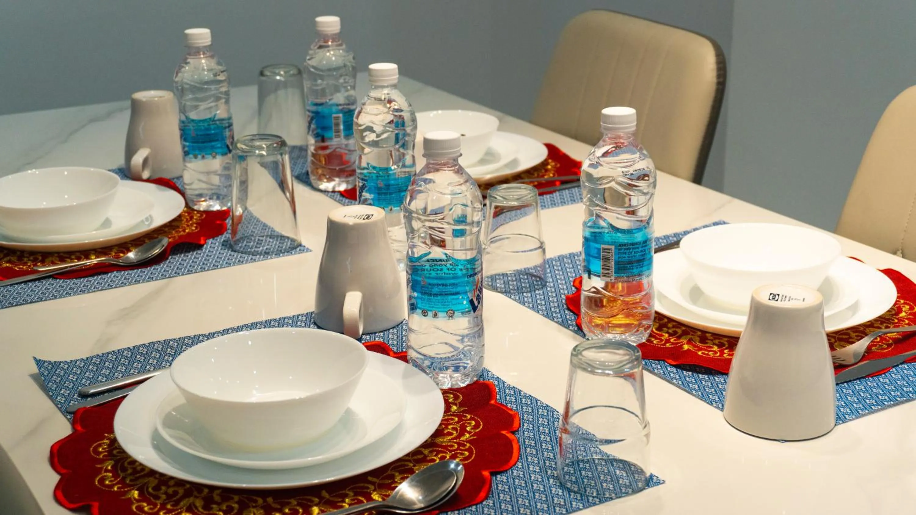 Food and drinks in MOONWAY SUITES At EATON KLCC