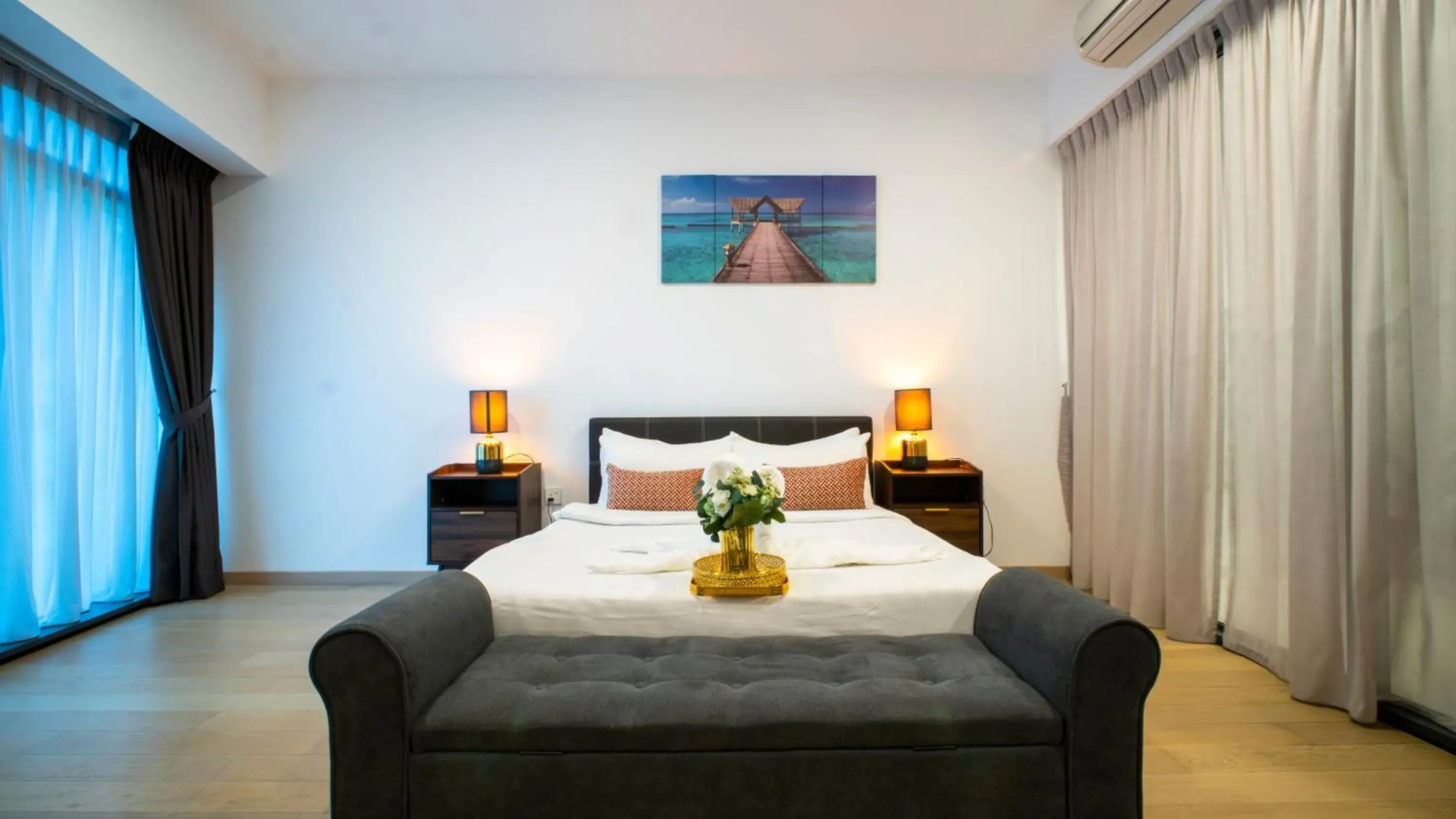 Deluxe one bedroom Apartment in MOONWAY SUITES At EATON KLCC Deluxe one bedroom Apartment in MOONWAY SUITES At EATON KLCC