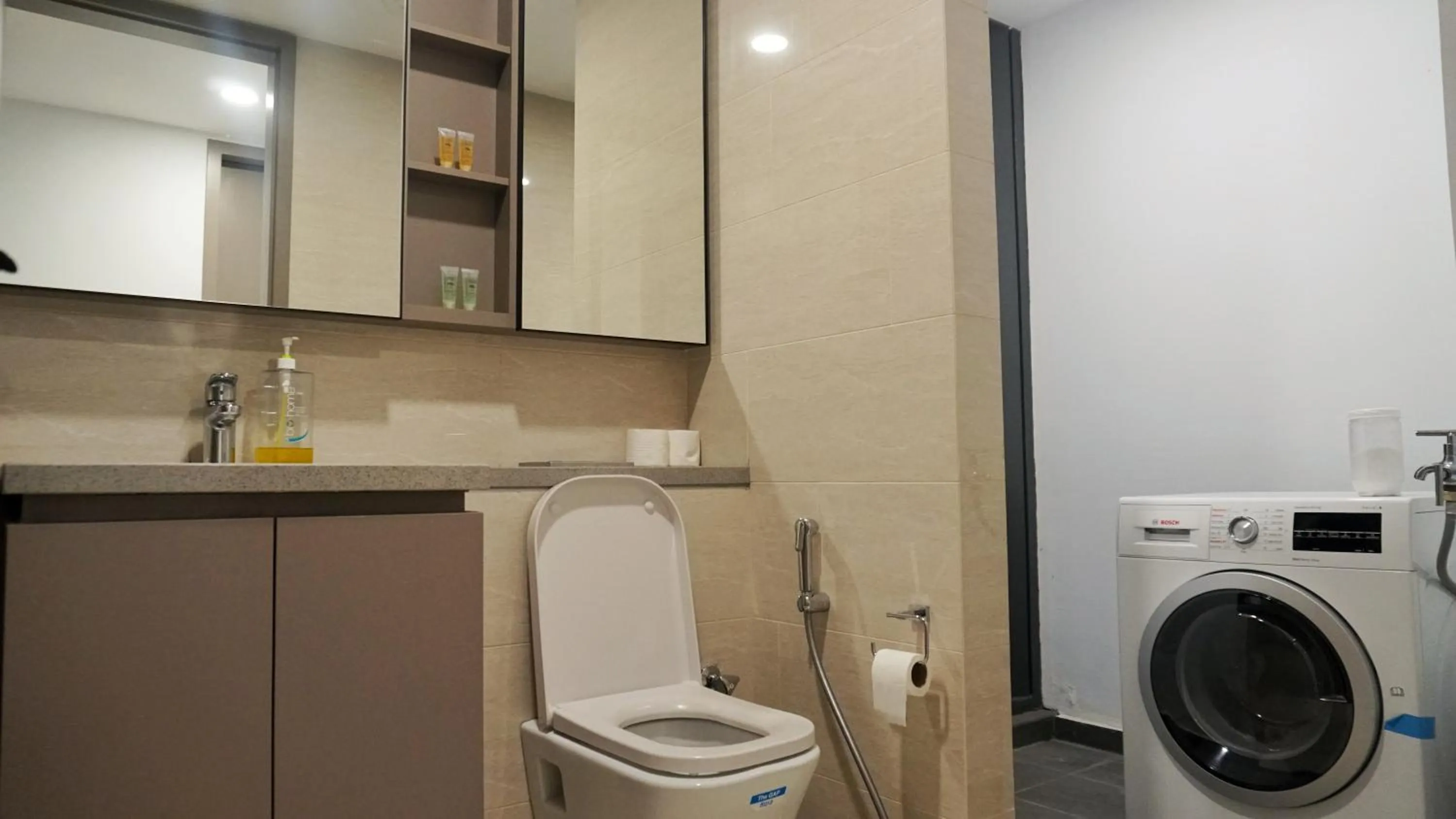 Toilet in MOONWAY SUITES At EATON KLCC