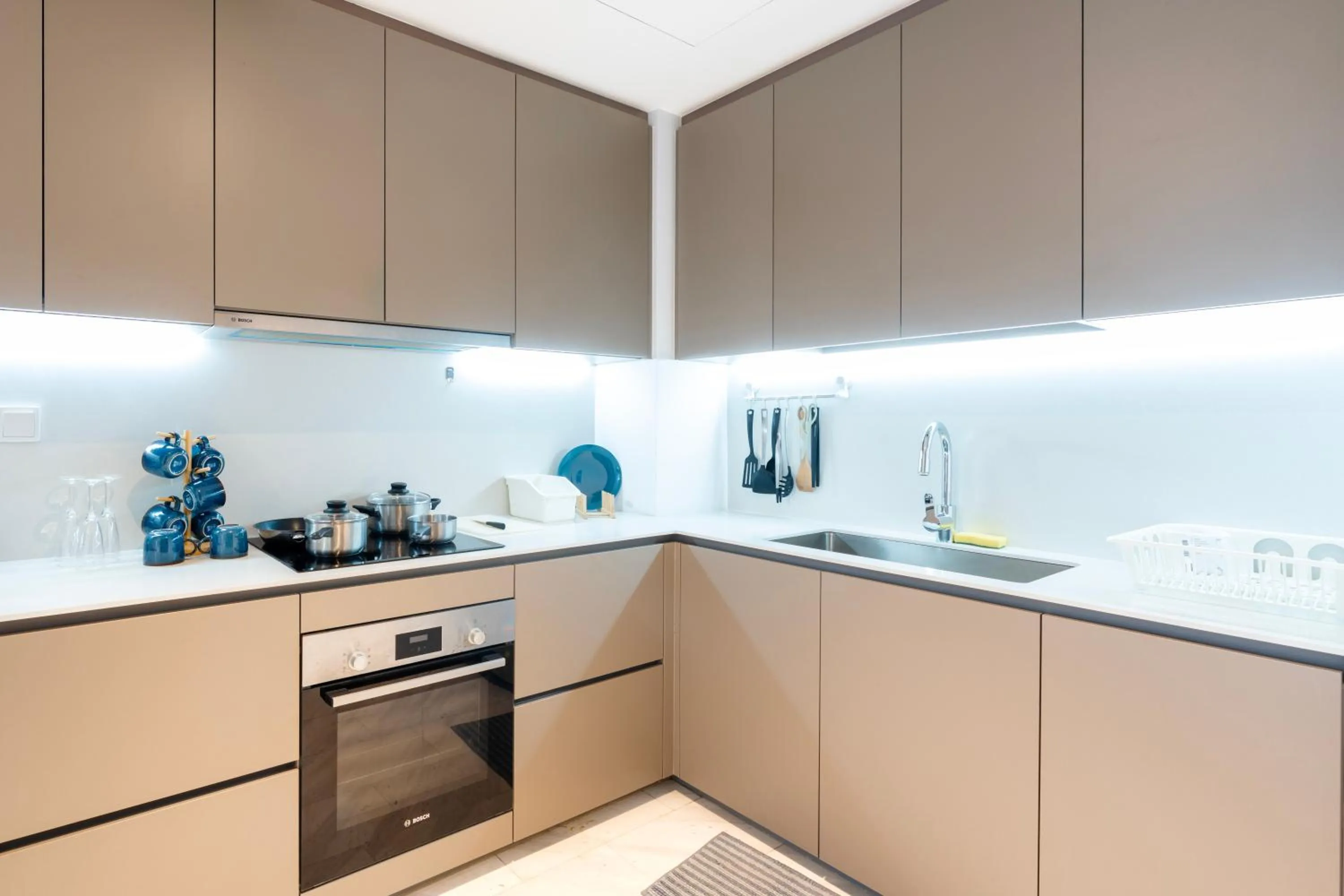 Kitchen or kitchenette in MOONWAY SUITES At EATON KLCC