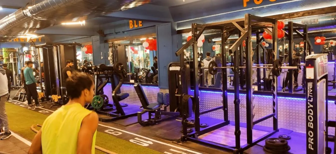 Fitness centre/facilities in HOTEL SILKHOUSE PREMIER