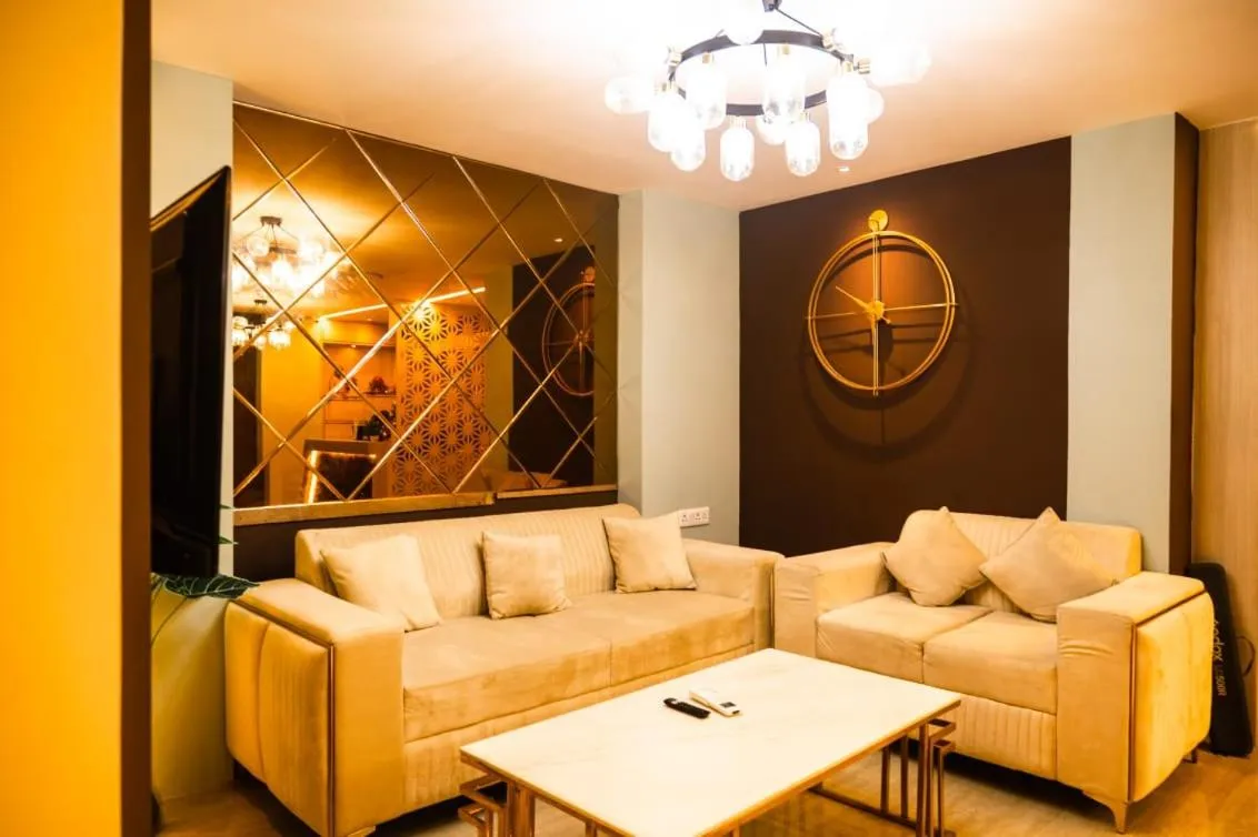 HOTEL SILKHOUSE PREMIER