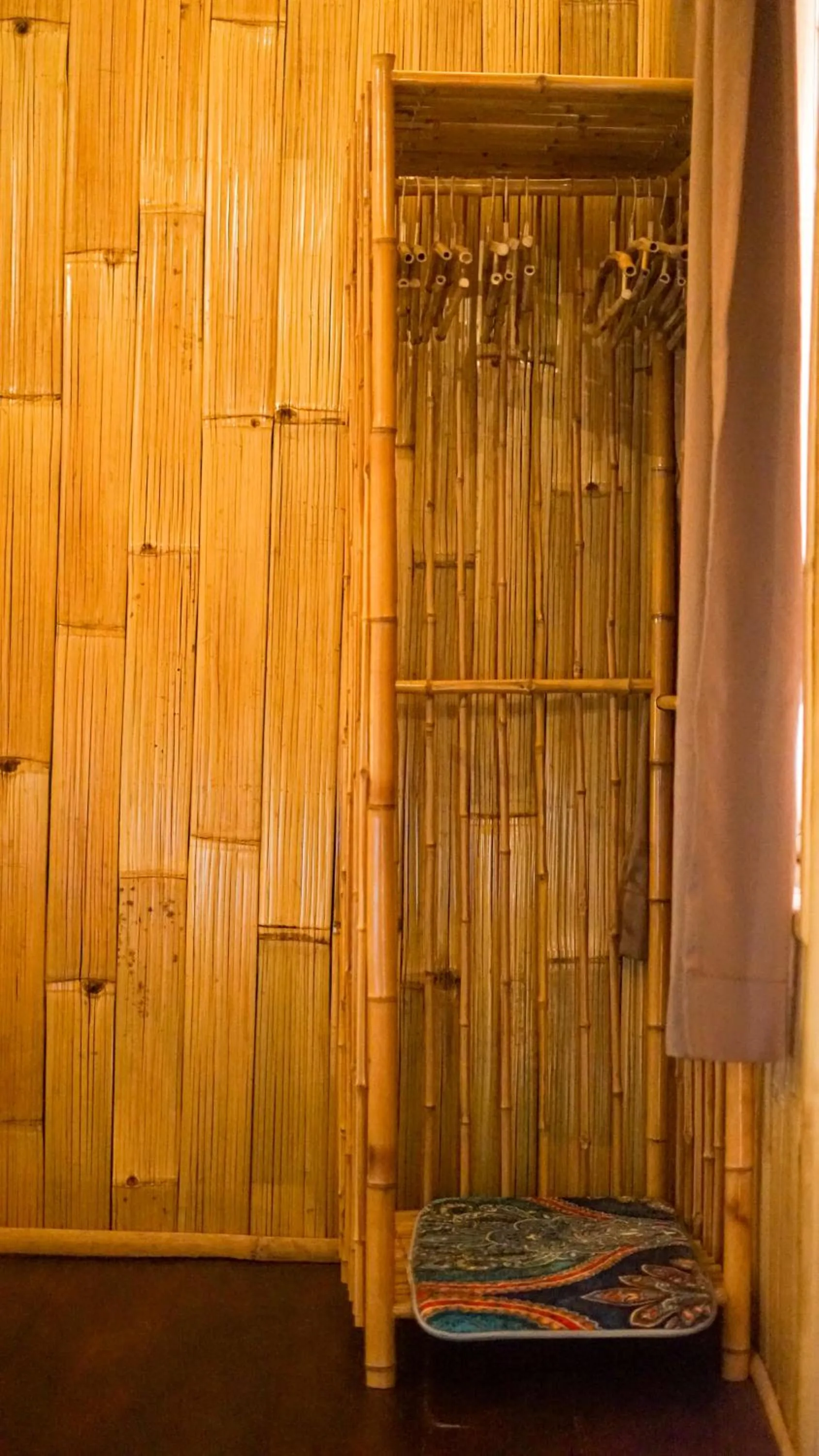 wardrobe in Kalimaja Amed Villa