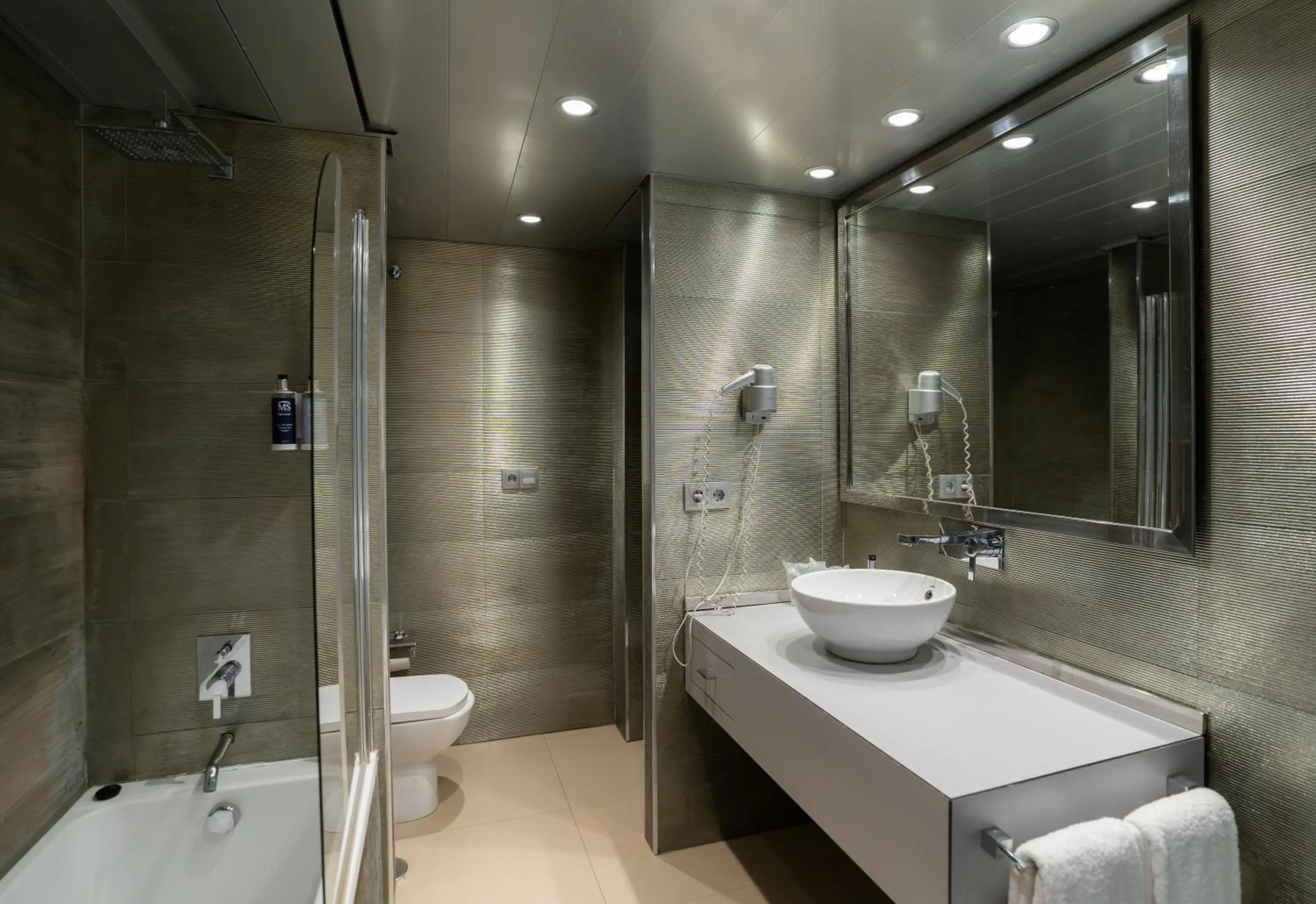 Bathroom in MS Aguamarina Costa del Sol