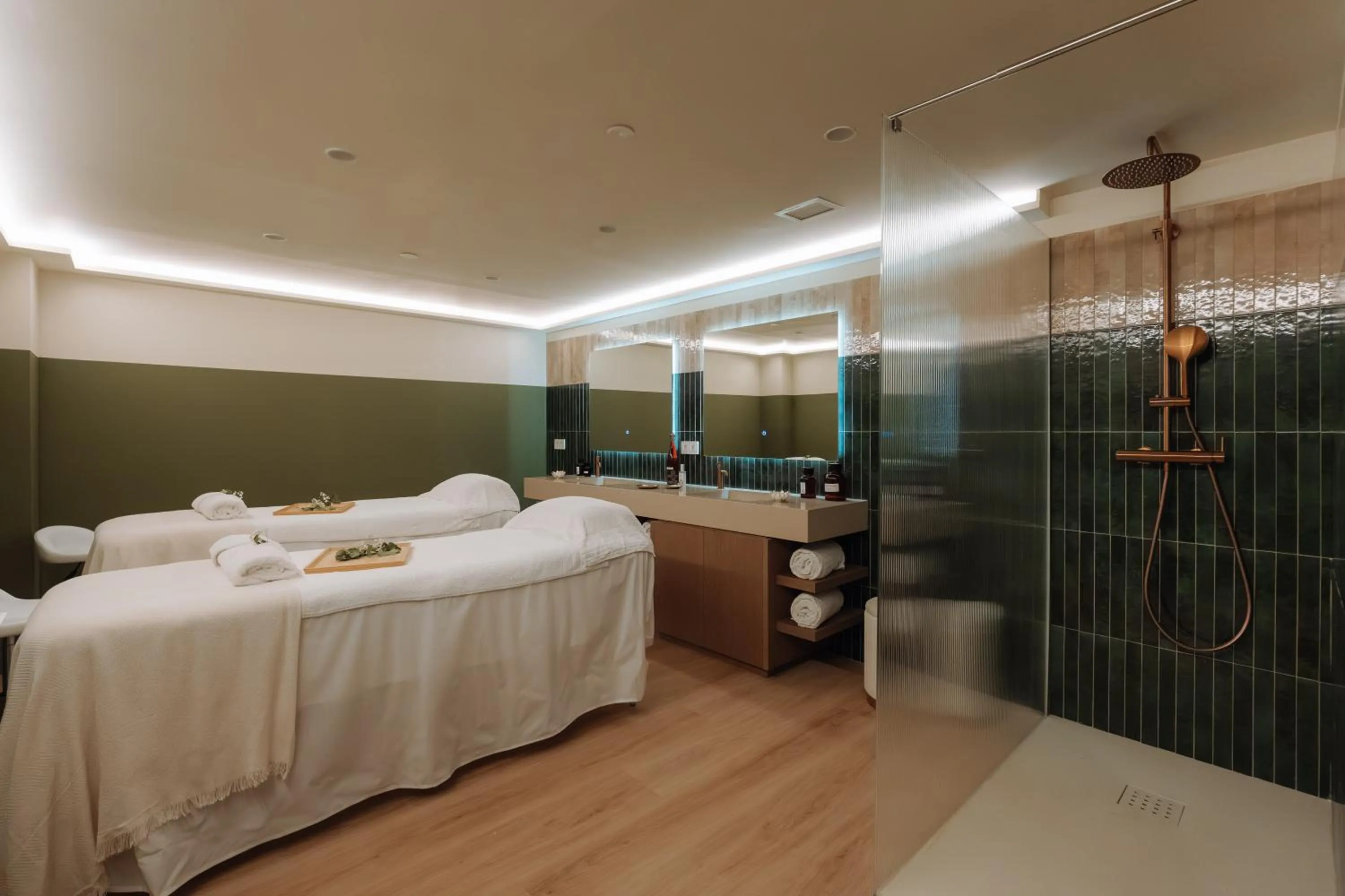 Massage, Bed in MS Aguamarina Costa del Sol