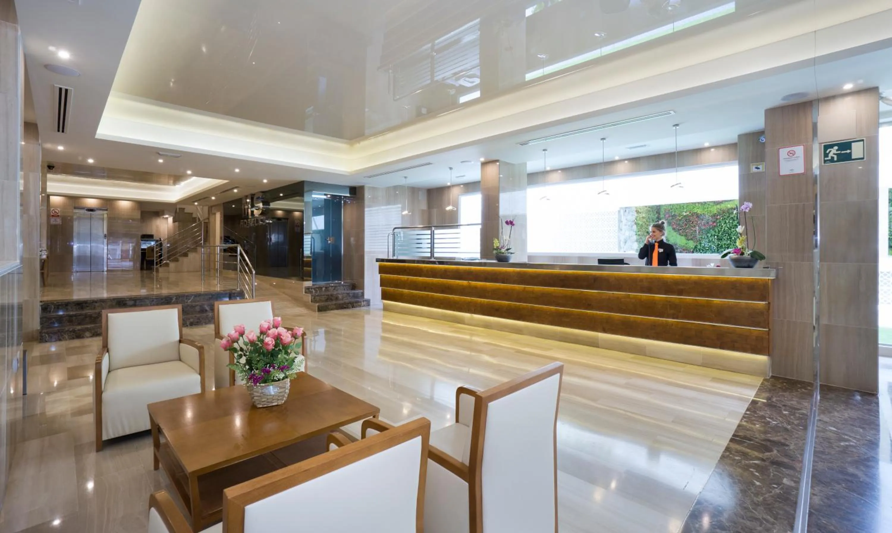 Lobby or reception in MS Aguamarina Costa del Sol