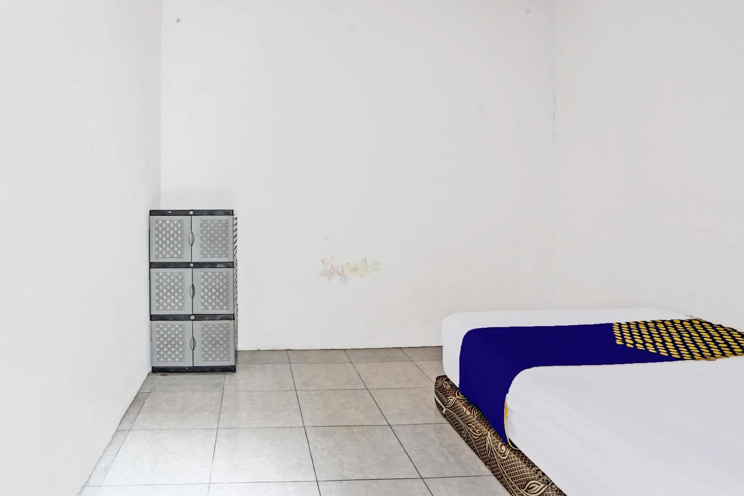 Bedroom, Bed in Hotel O Fun Guesthouse Syariah