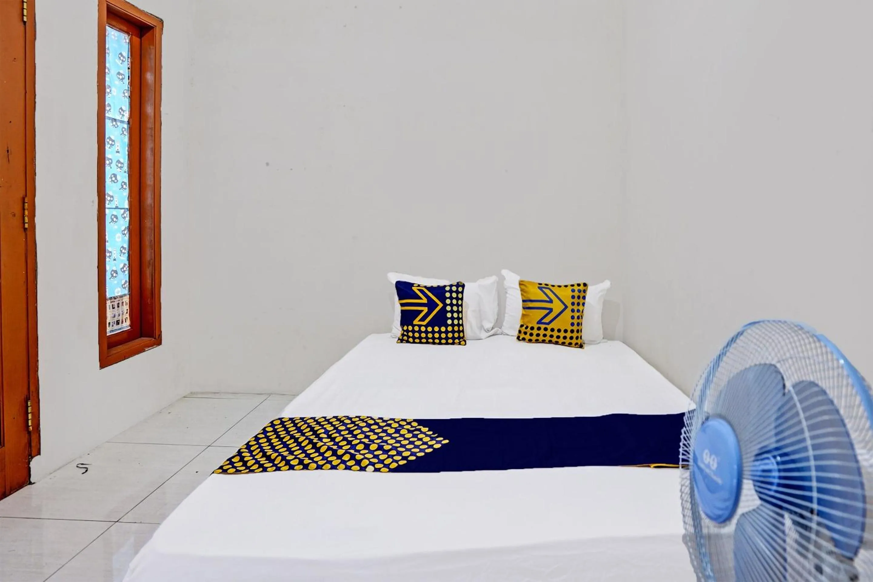 Bedroom, Bed in OYO LIFE 92077 Tarlo Guest House 3