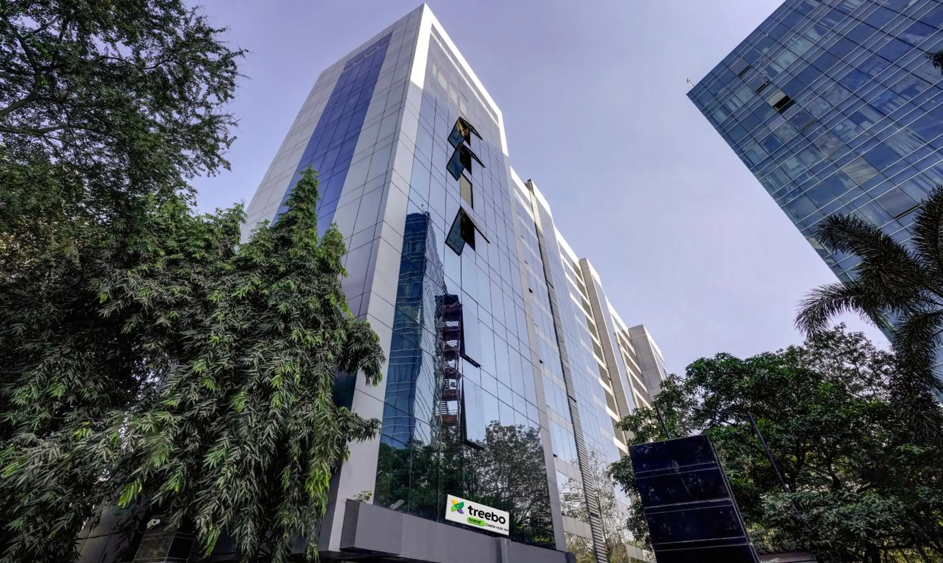 Property building in Treebo Castle Rock Inn Property building in Treebo Castle Rock Inn