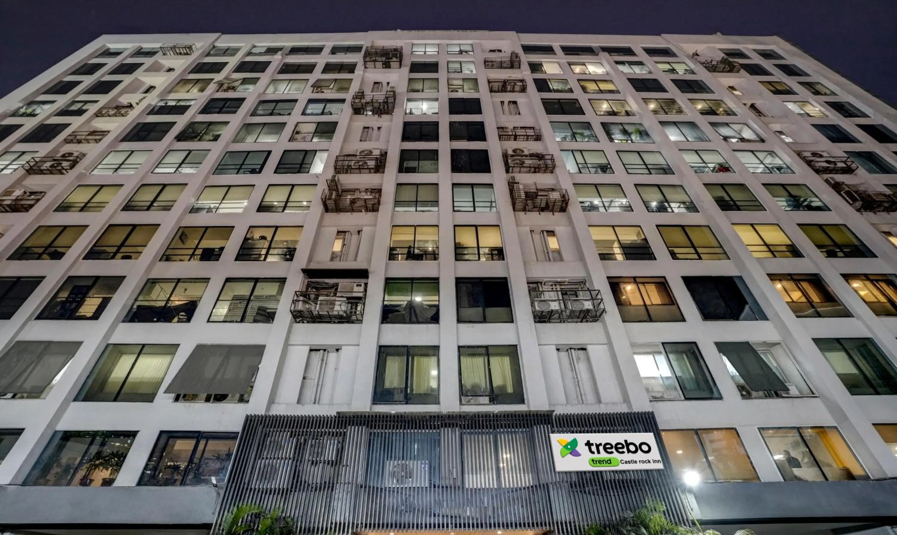 Property building in Treebo Castle Rock Inn