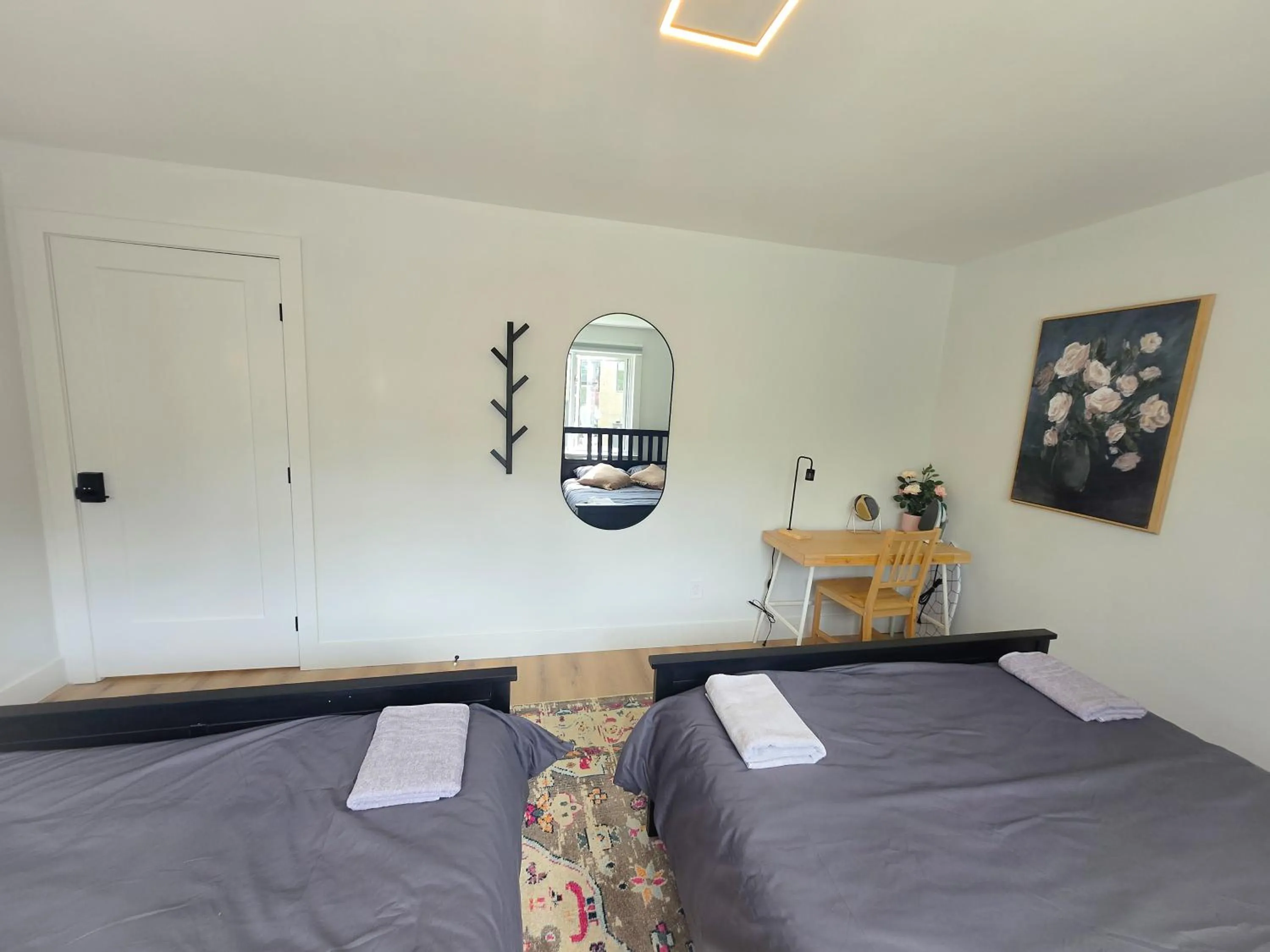 Bed in JstLikeHome - Serenity Suites & Guesthouse