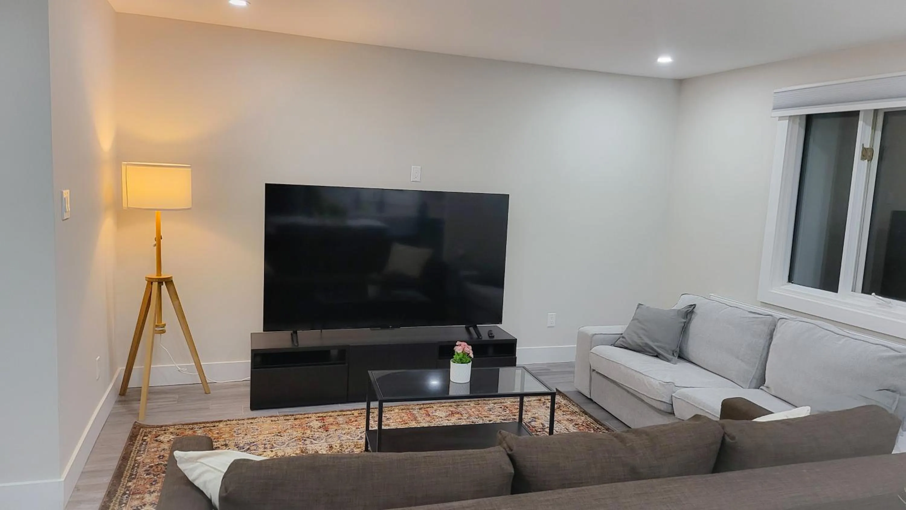 Communal lounge/ TV room in JstLikeHome - Serenity Suites & Guesthouse