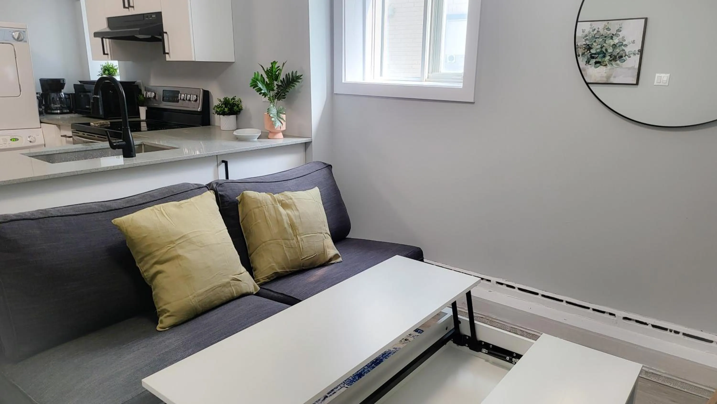 JstLikeHome - Serenity Suites & Guesthouse