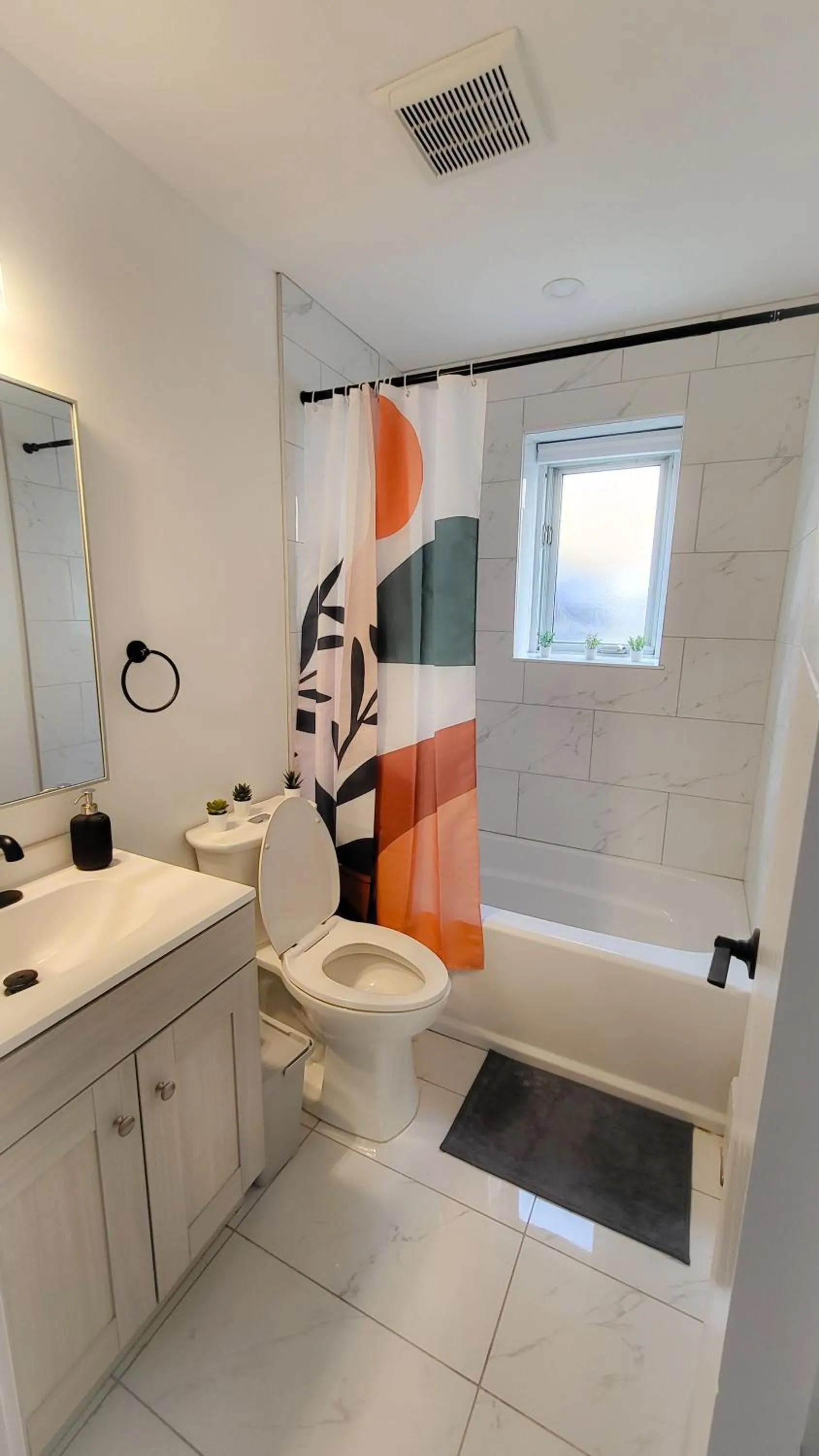 JstLikeHome - Serenity Suites & Guesthouse