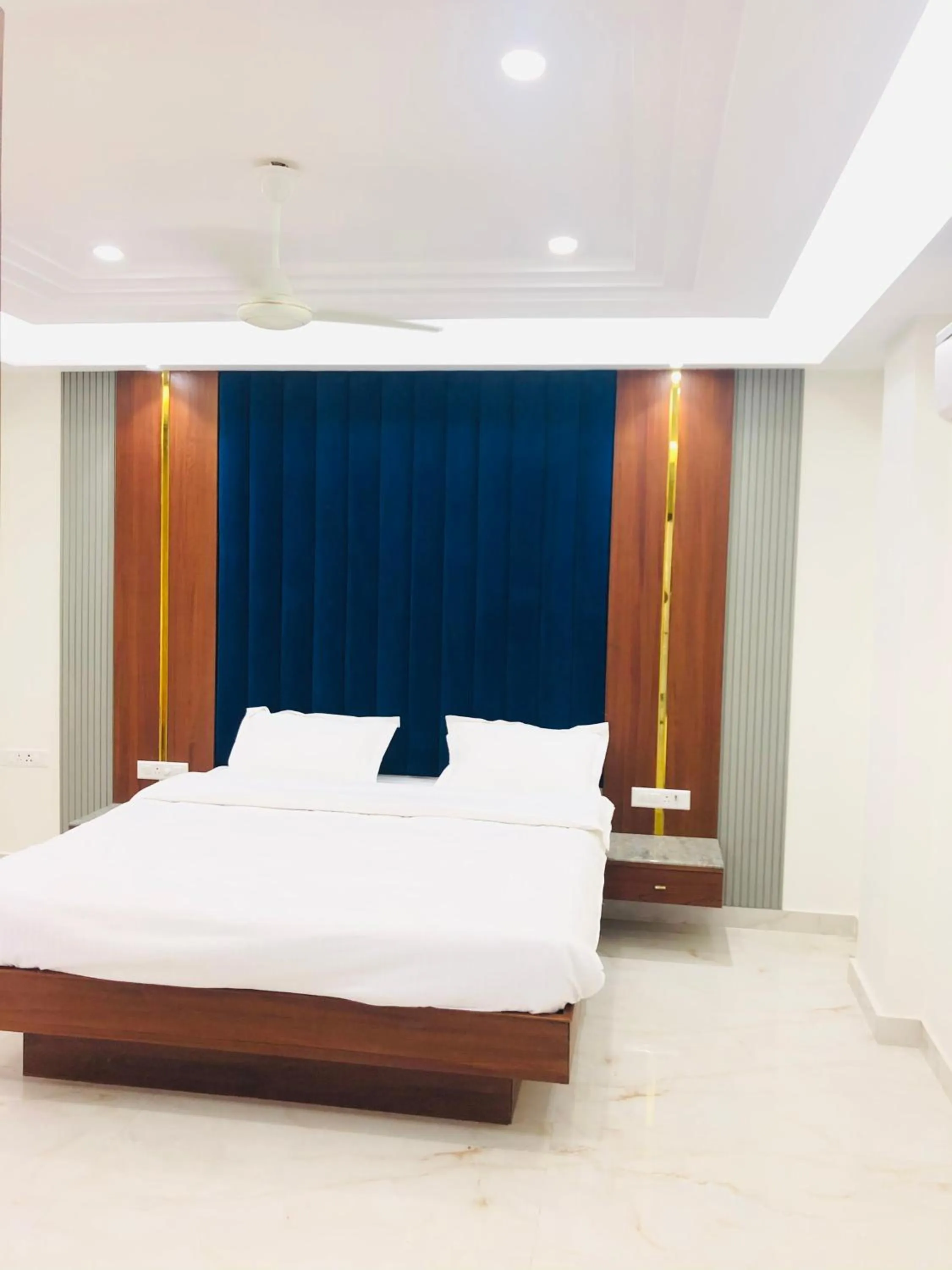 Bedroom, Bed in Hotel Sagar residency