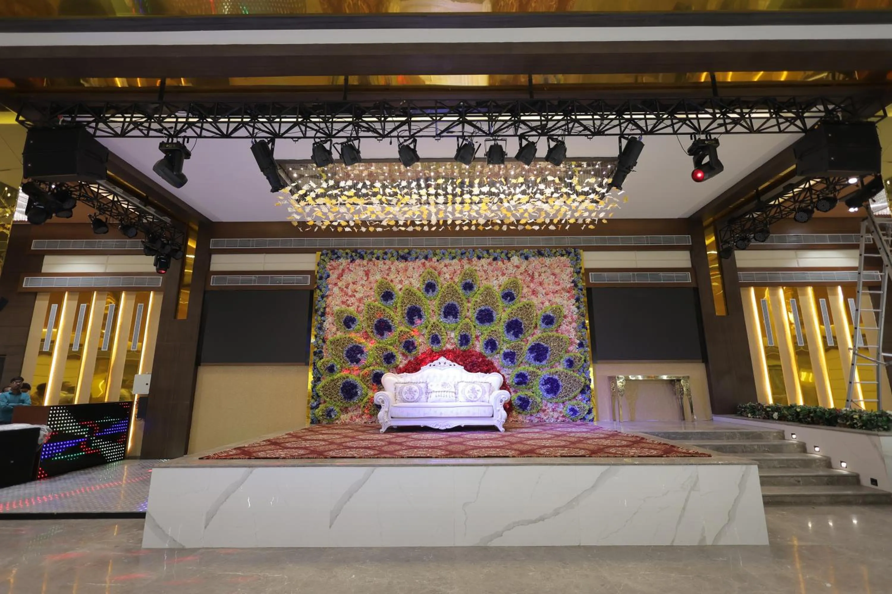 Banquet/Function facilities in Hide Away Studios