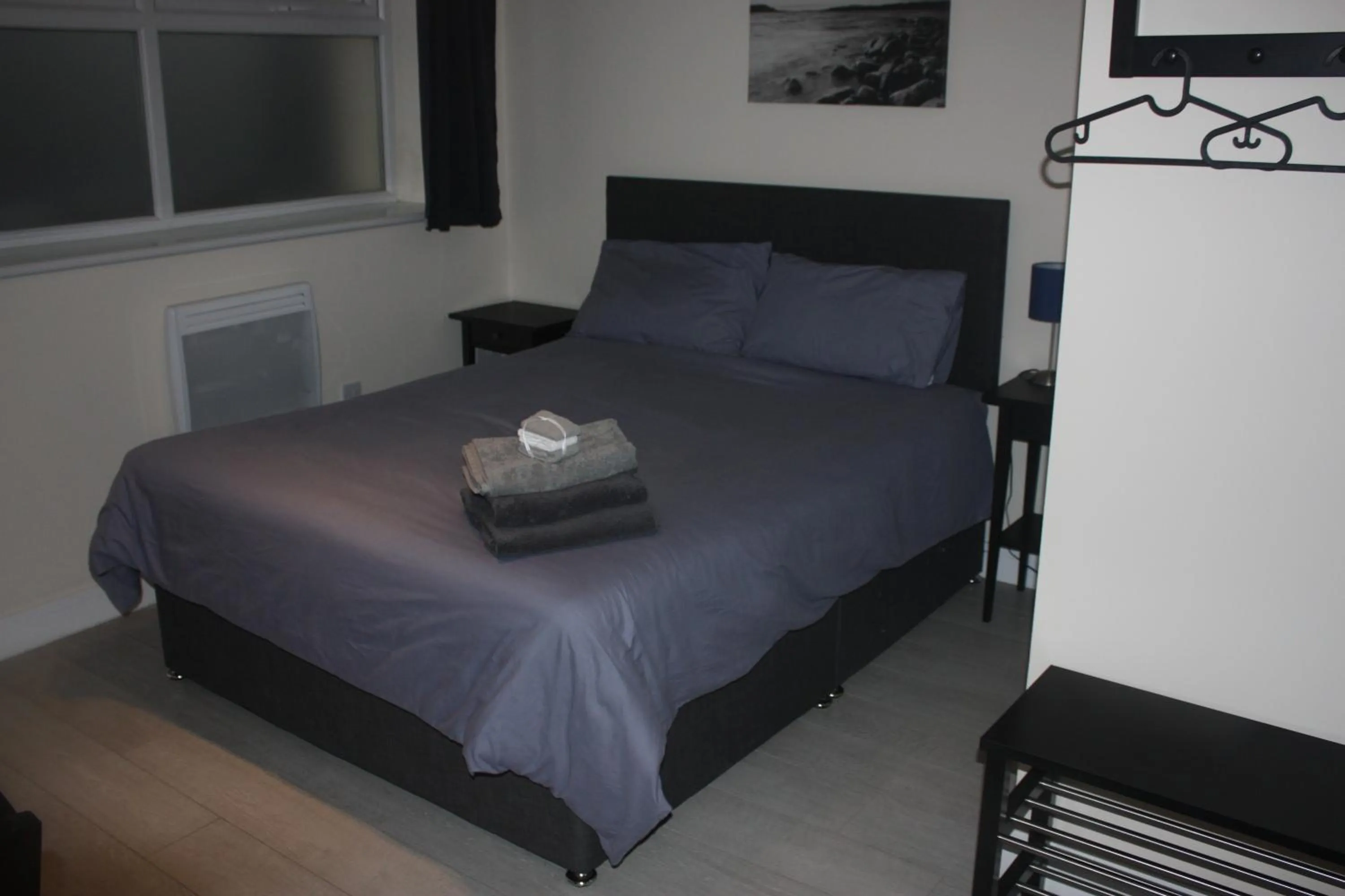 Bed in Dockside Lodge