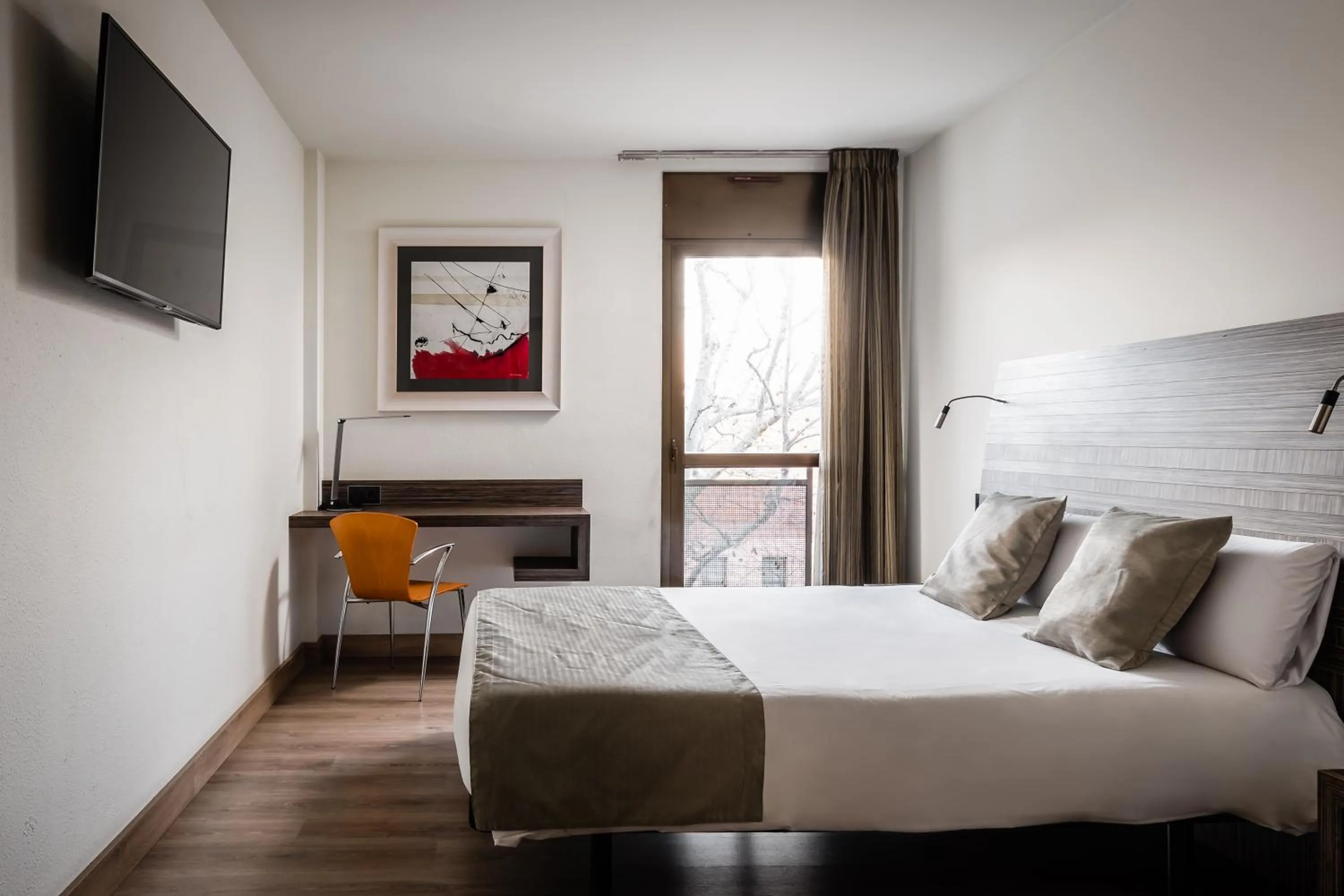 Bedroom, Bed in Hotel HC*** Mollet Barcelona