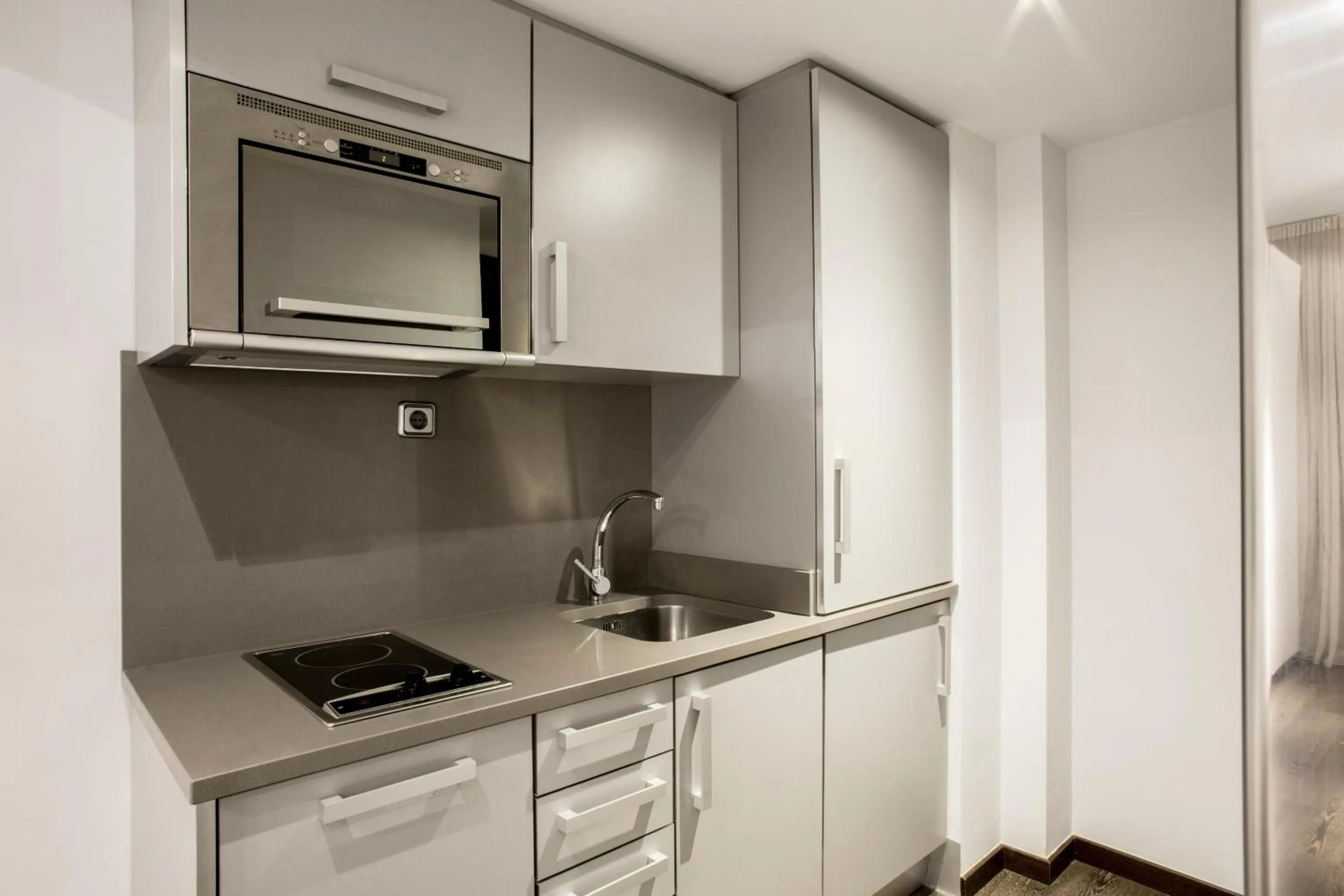Kitchen or kitchenette in Barcelona Apartment Aramunt