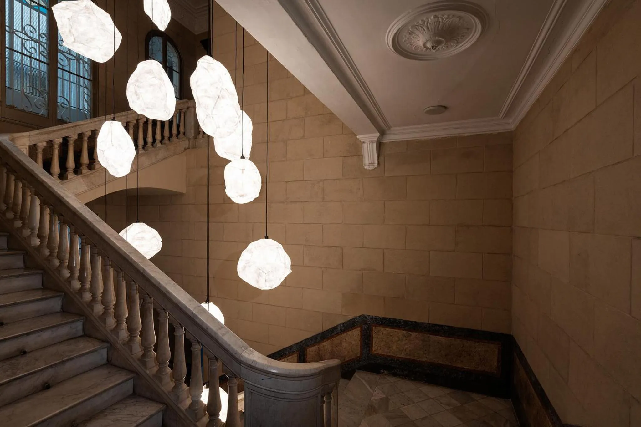 Property building in Chic & Basic Born Boutique Hotel