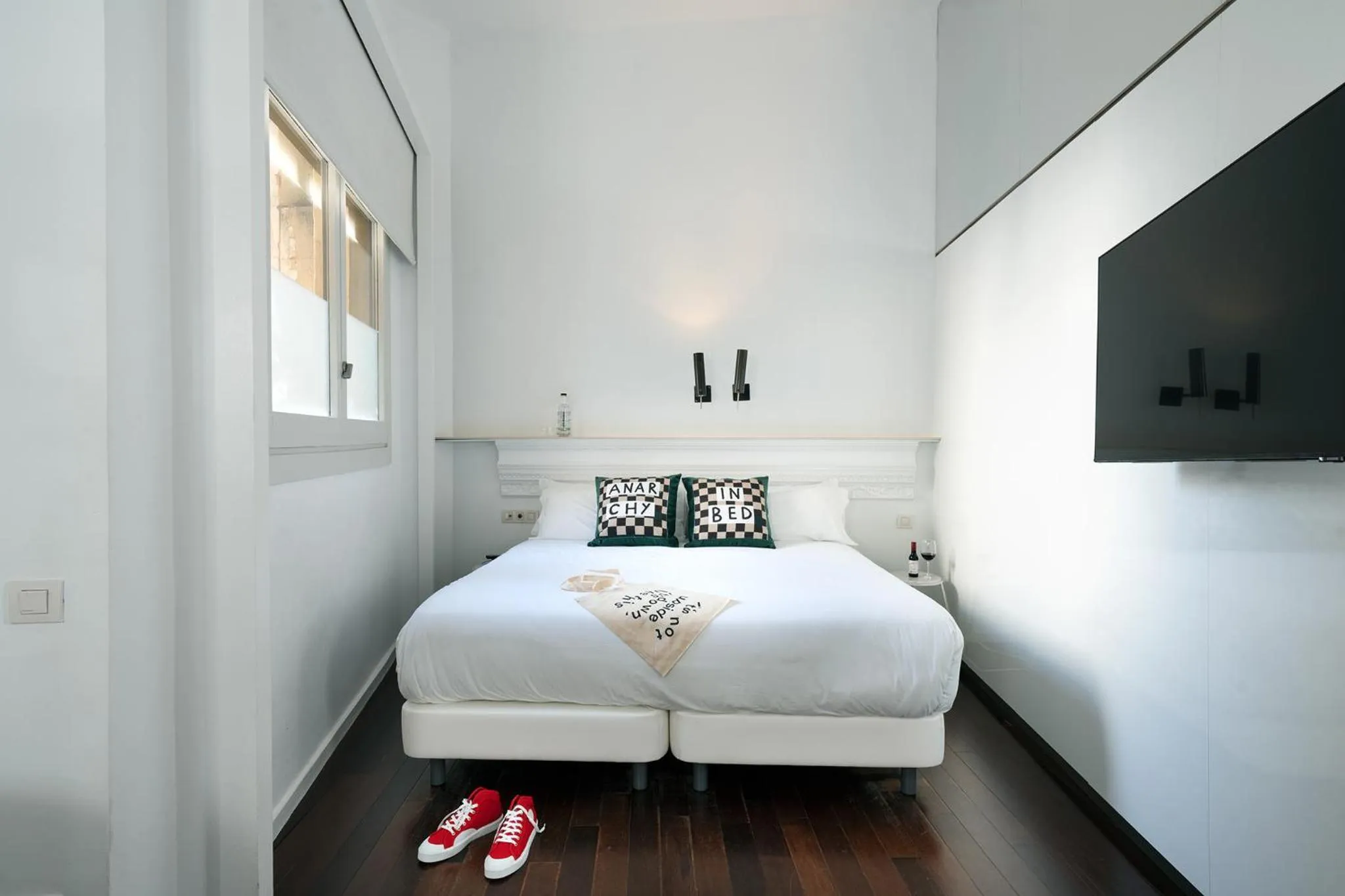 Bedroom, Bed in Chic & Basic Born Boutique Hotel