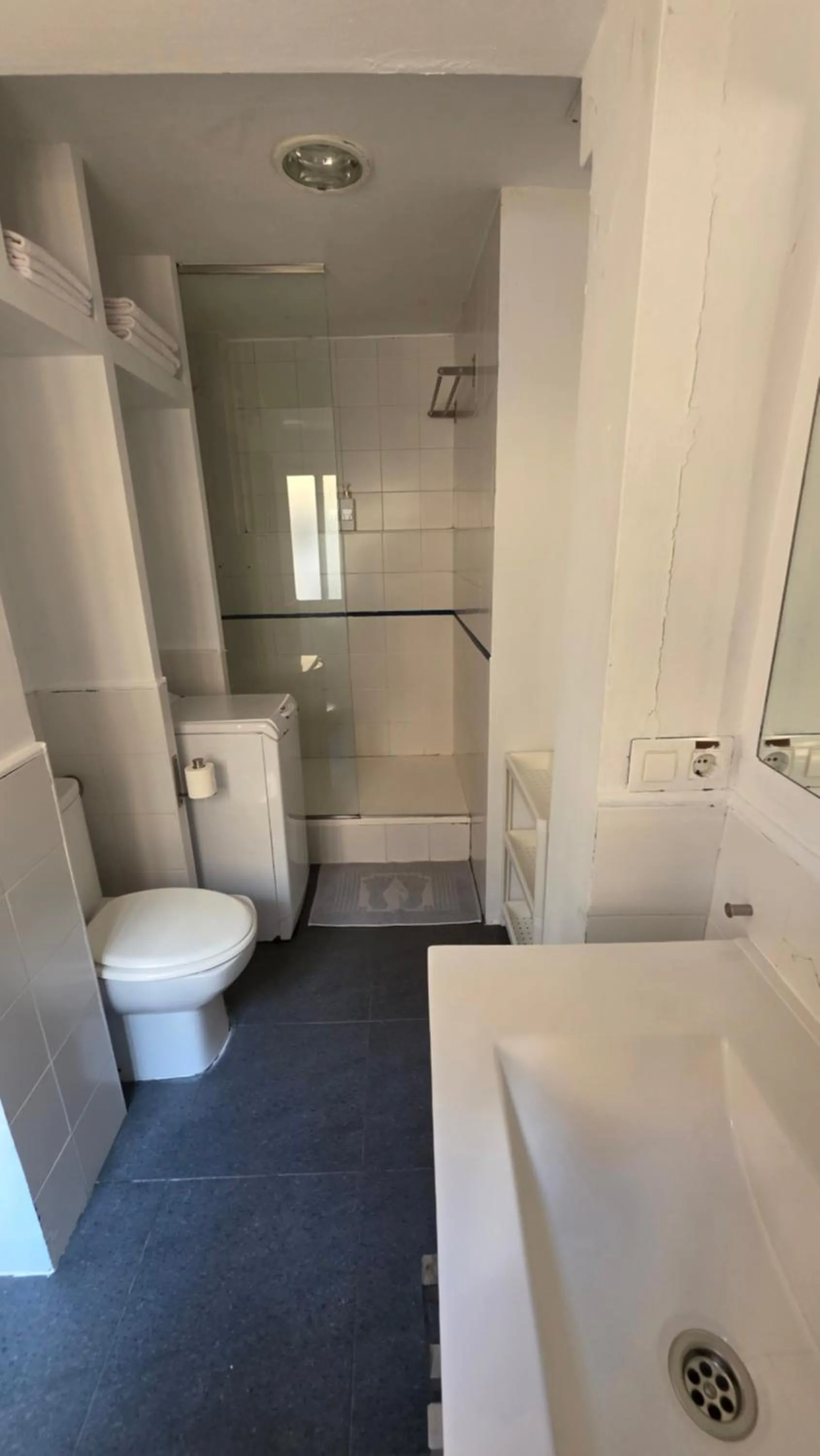 Bathroom in Hostal Santa Ana Colors