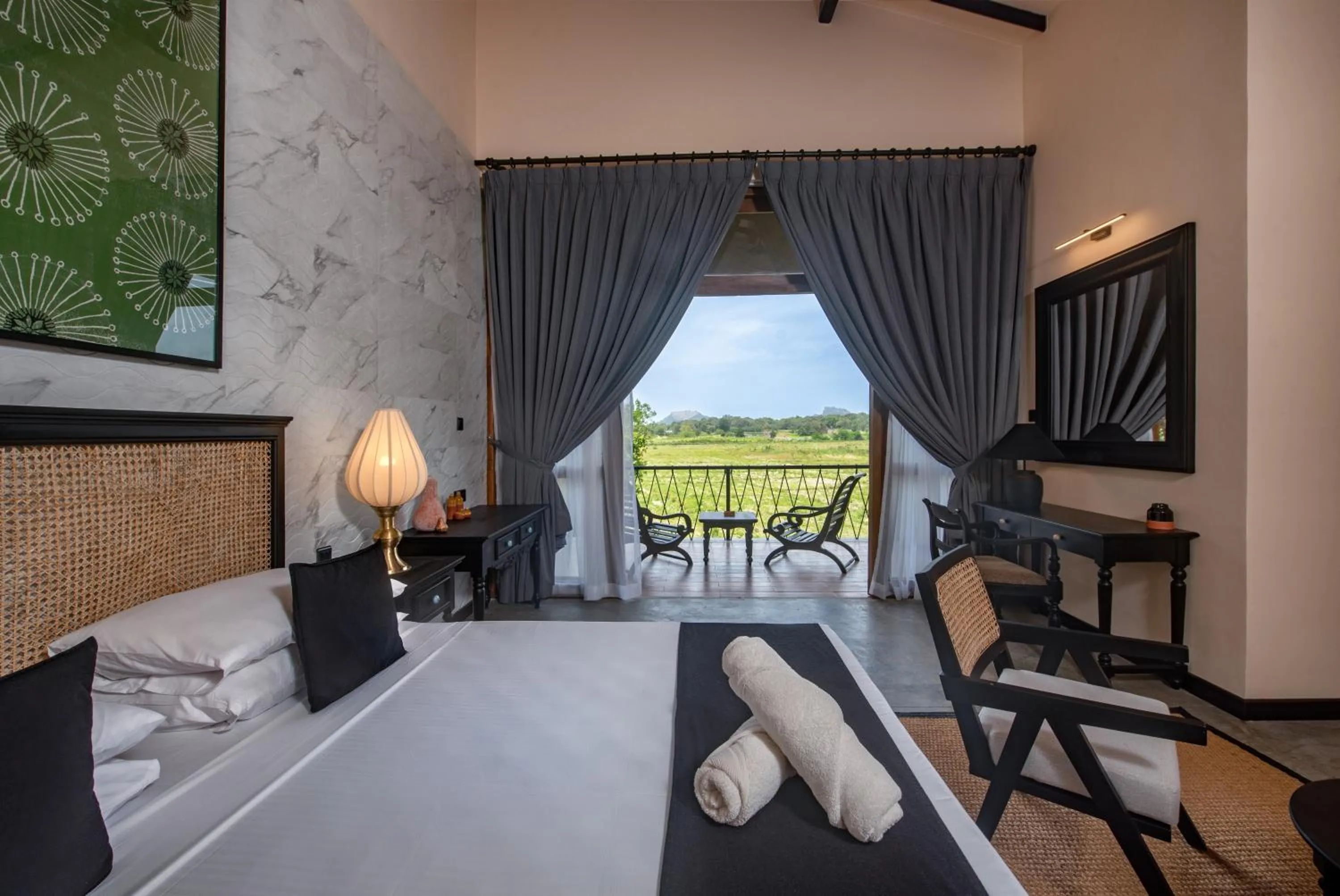 Bed in Ceylon Breeze Sigiriya