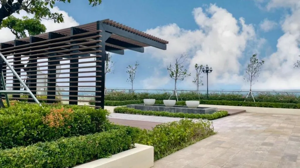 Garden in Muse Hanoi Lake View Luxury Apartment - D' Eldorado