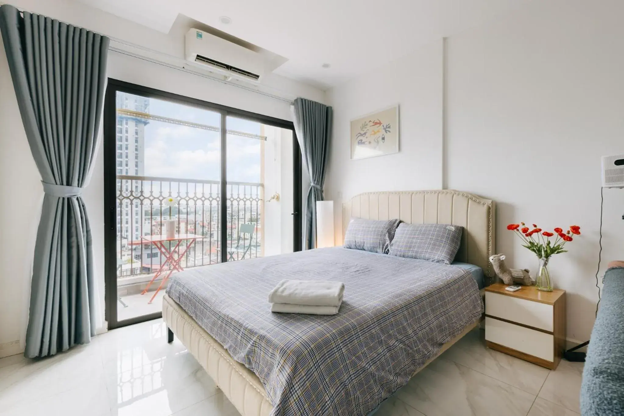 Standard Studio in Muse Hanoi Lake View Luxury Apartment - D' Eldorado Standard Studio in Muse Hanoi Lake View Luxury Apartment - D' Eldorado