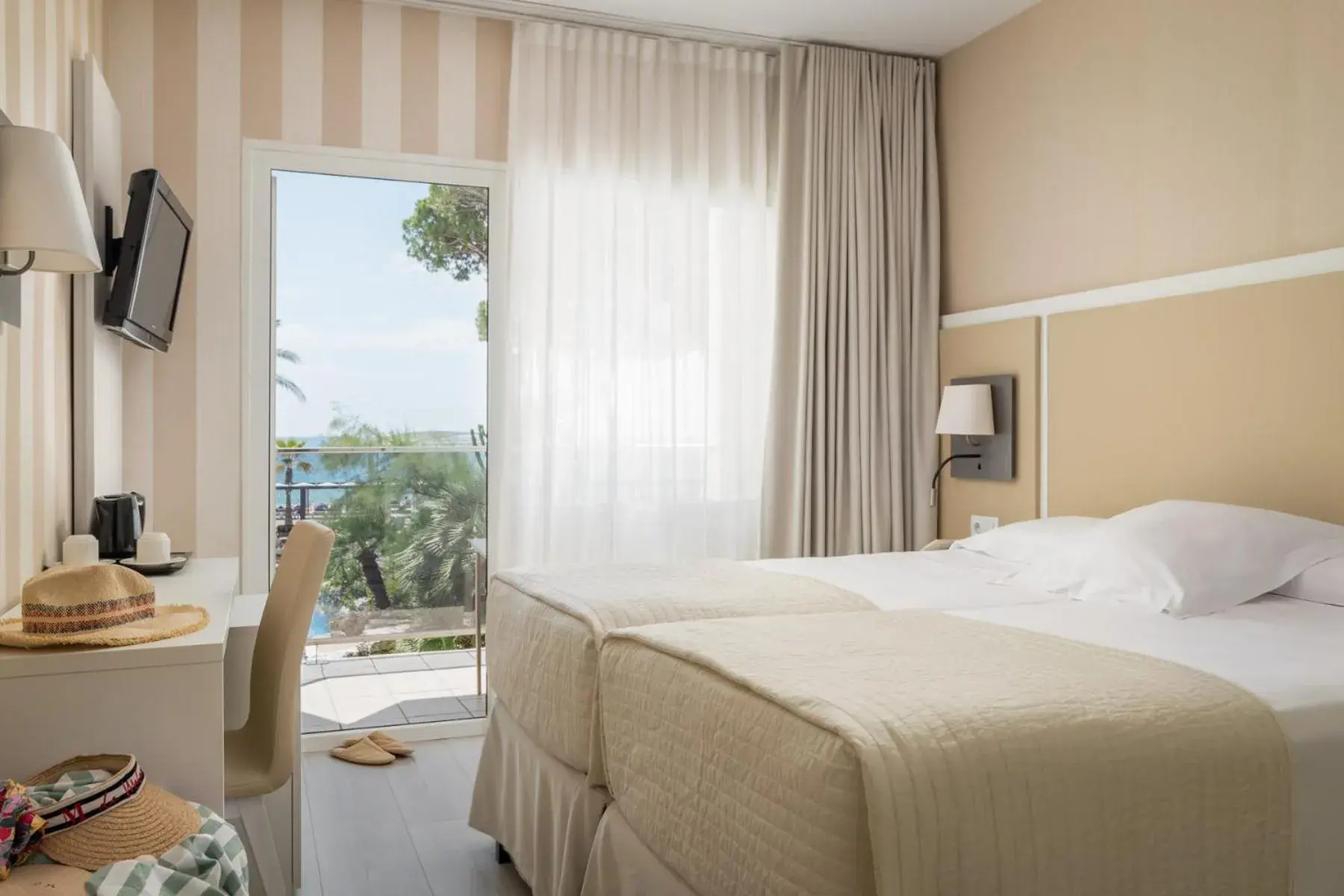 Photo of the whole room, Bed in Estival Centurión Playa Photo of the whole room, Bed in Estival Centurión Playa