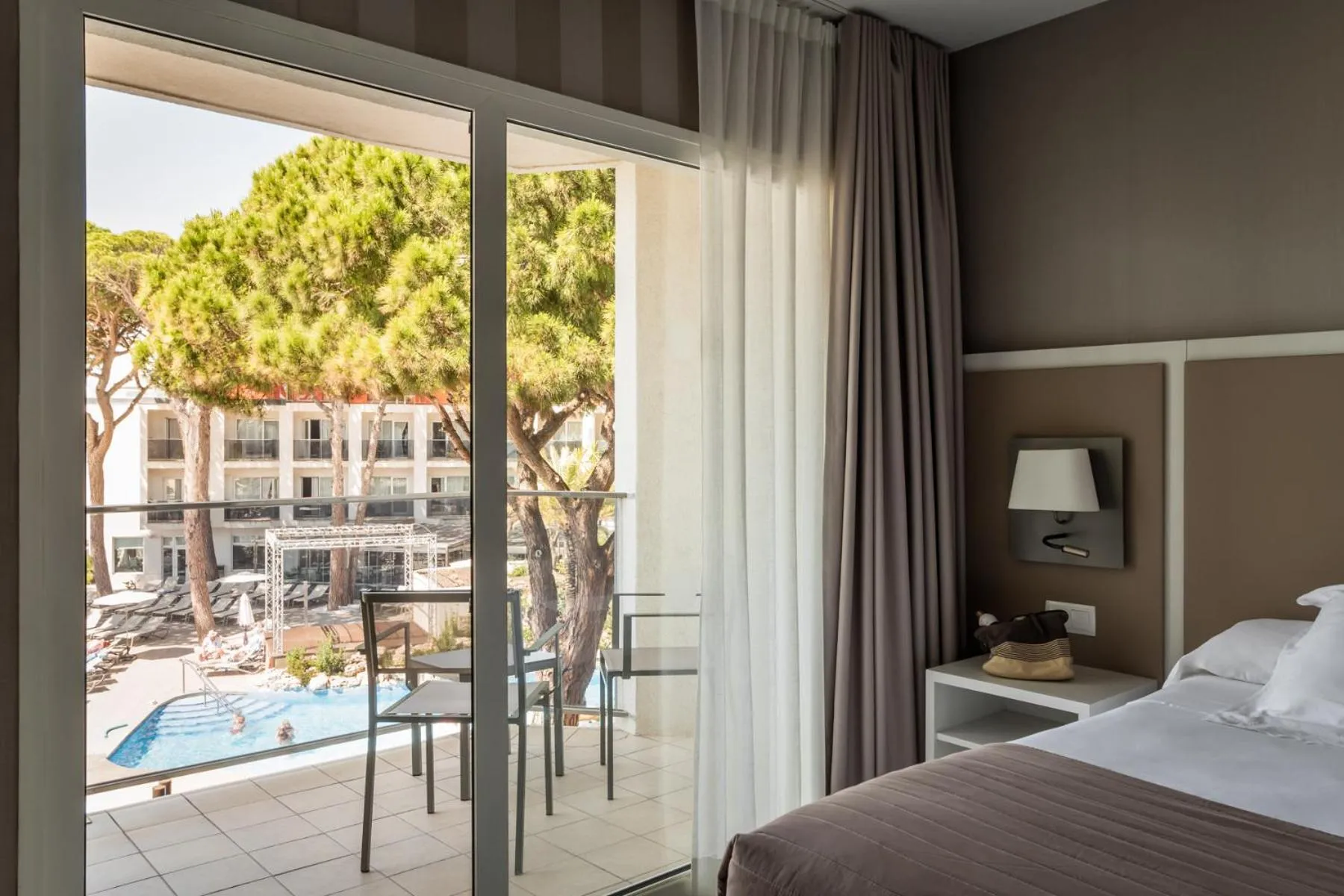 View (from property/room), Bed in Estival Centurión Playa