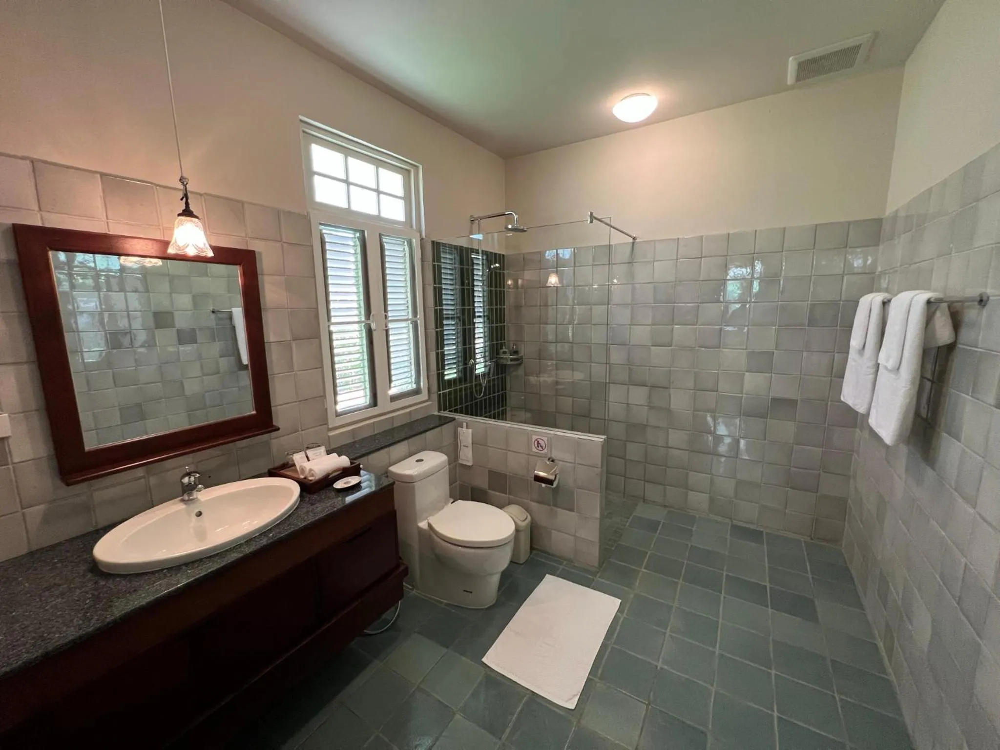 Shower in Home of Dusita