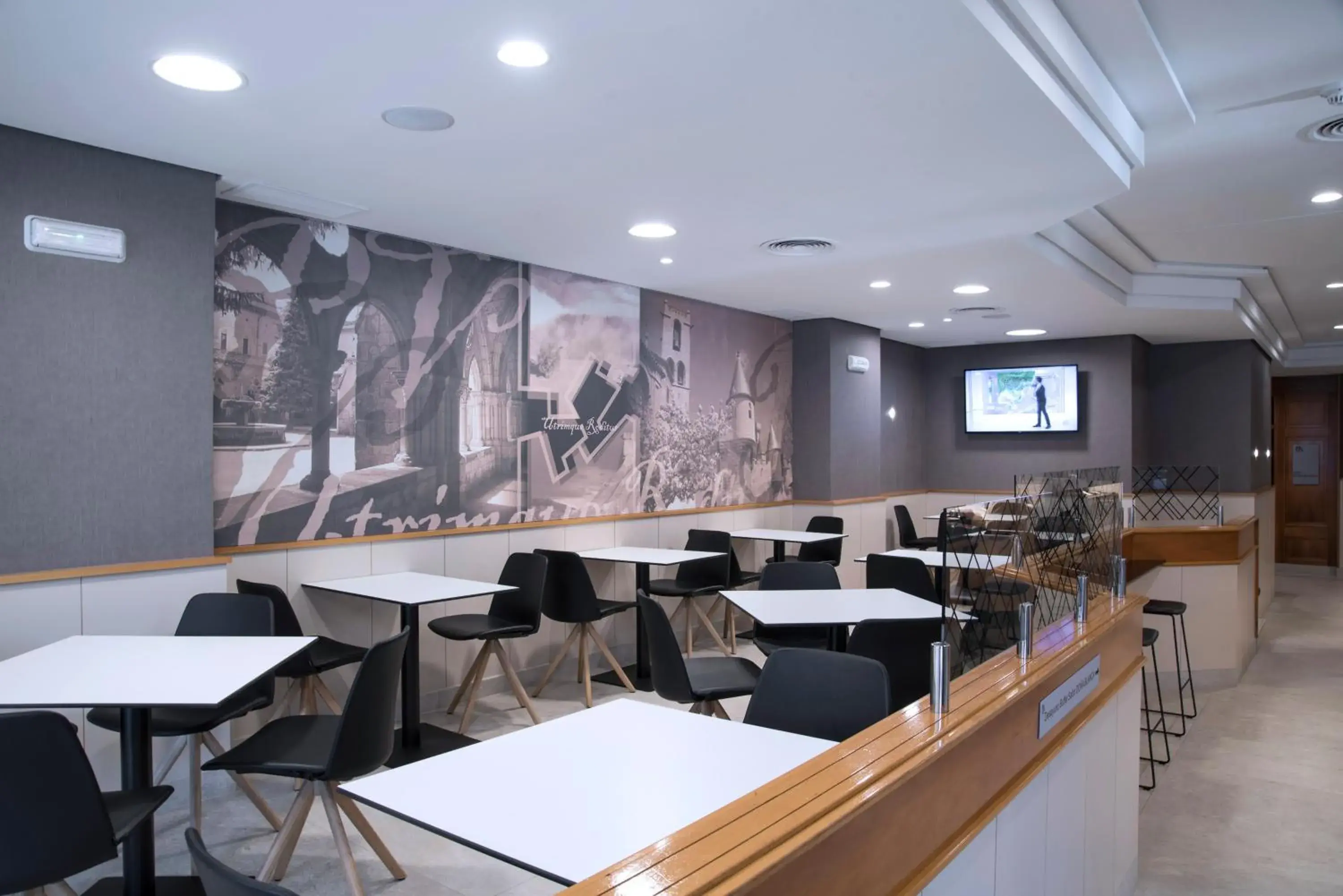 Lounge or bar in Hotel Blanca de Navarra Lounge or bar in Hotel Blanca de Navarra