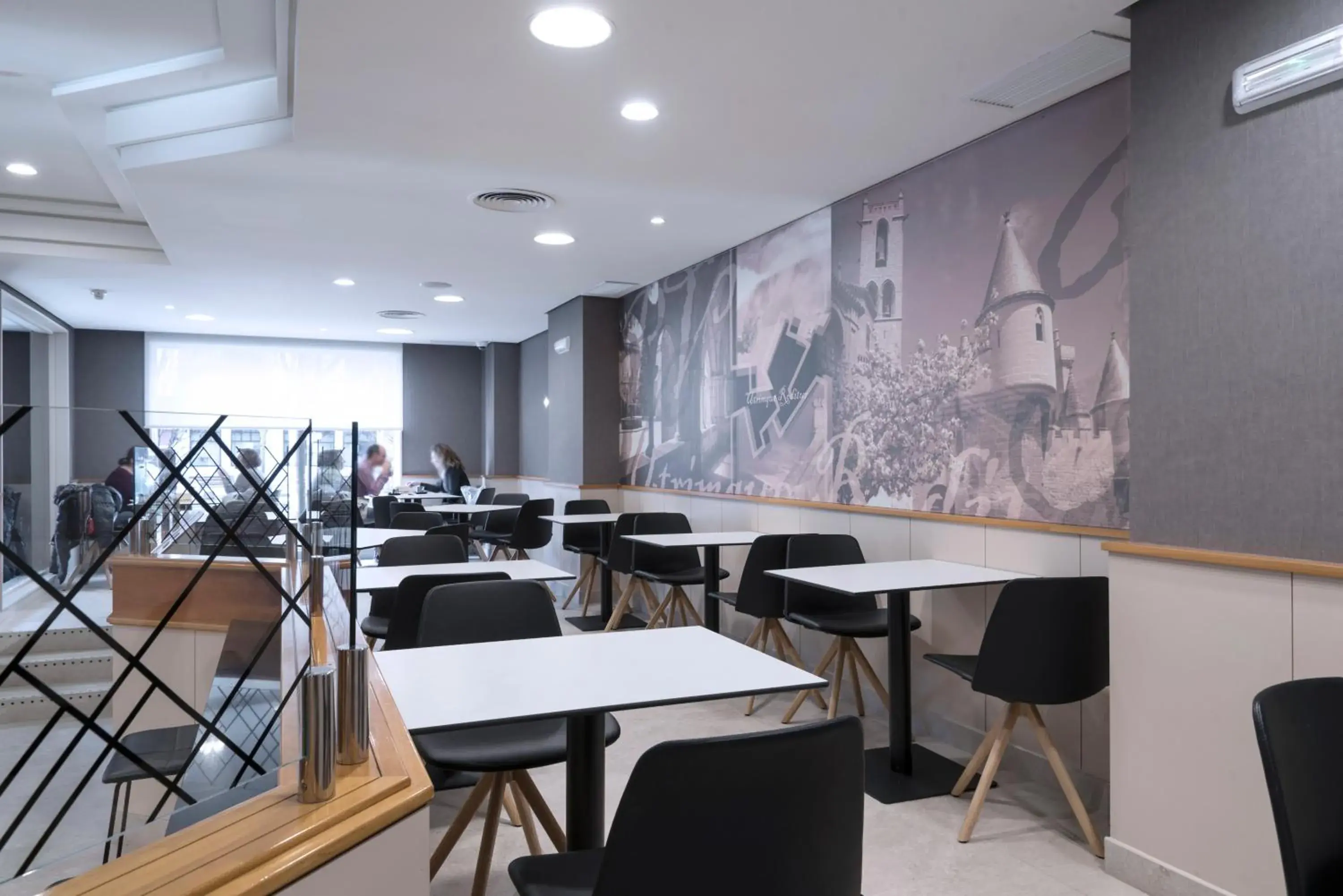 Lounge or bar in Hotel Blanca de Navarra Lounge or bar in Hotel Blanca de Navarra