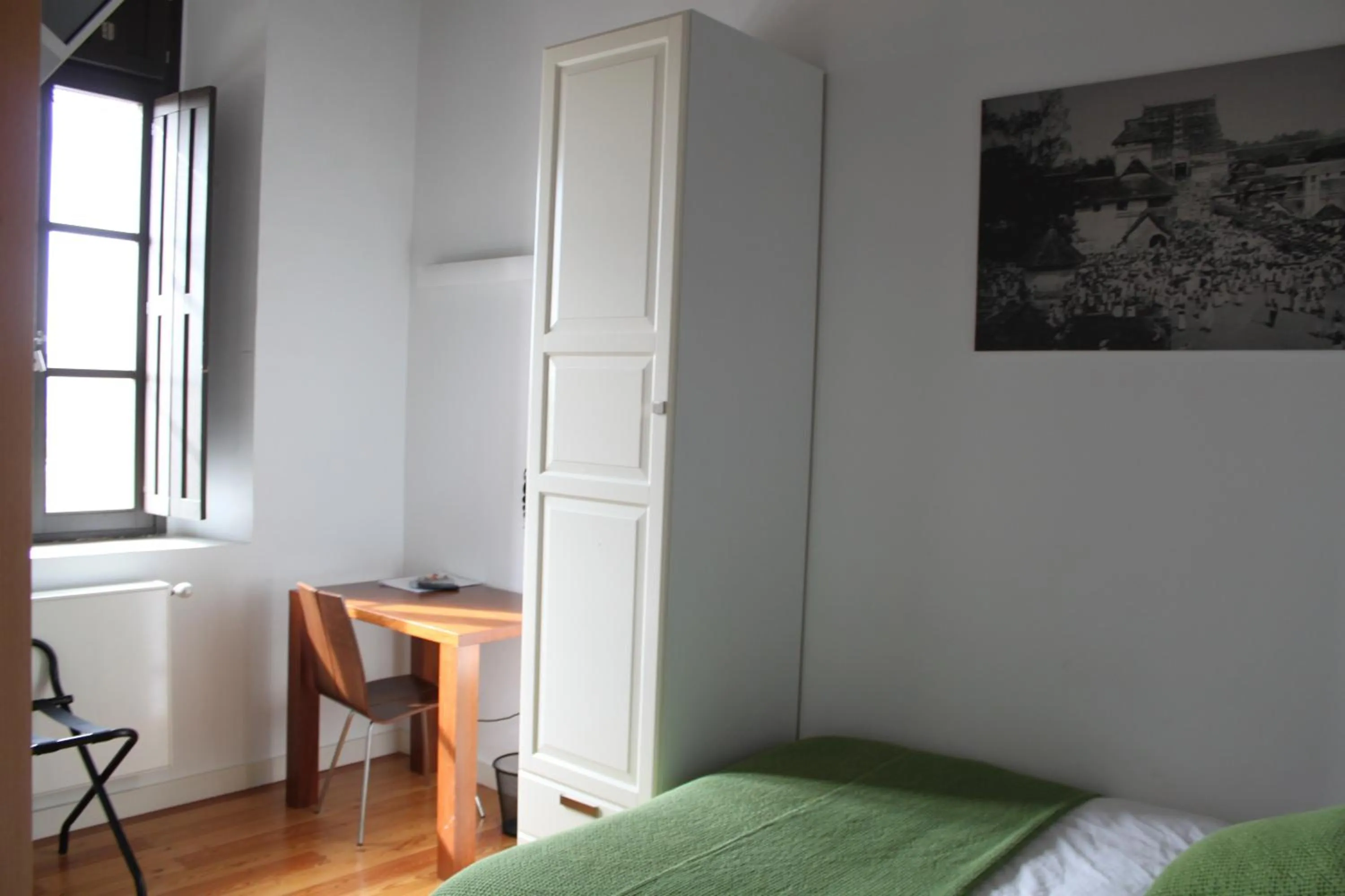Bedroom in Hospedería de Alesves