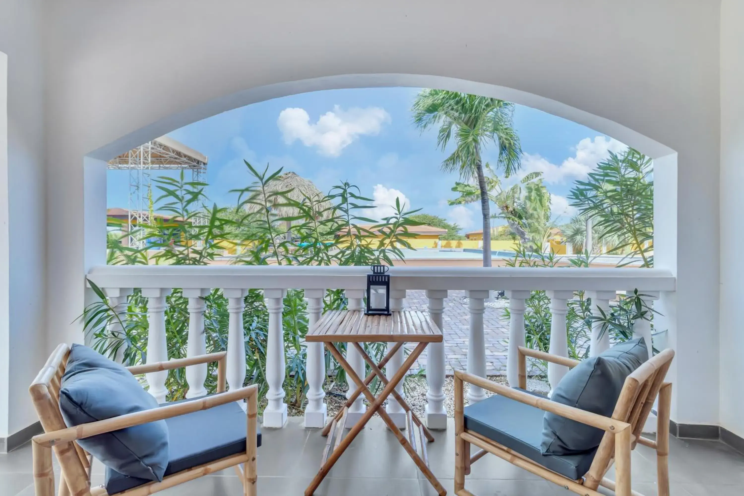 Deluxe Double Room with Balcony in Boutique Hotel Wanapa Deluxe Double Room with Balcony in Boutique Hotel Wanapa