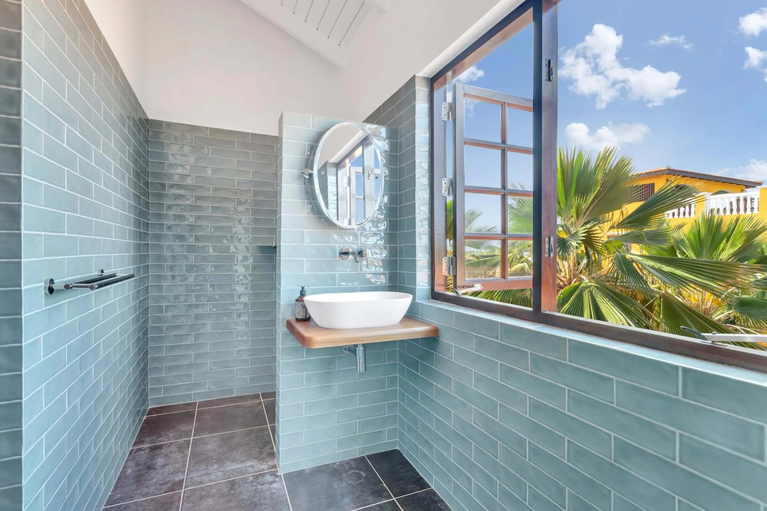 Bathroom in Boutique Hotel Wanapa - Adult Friendly - 14 years and older