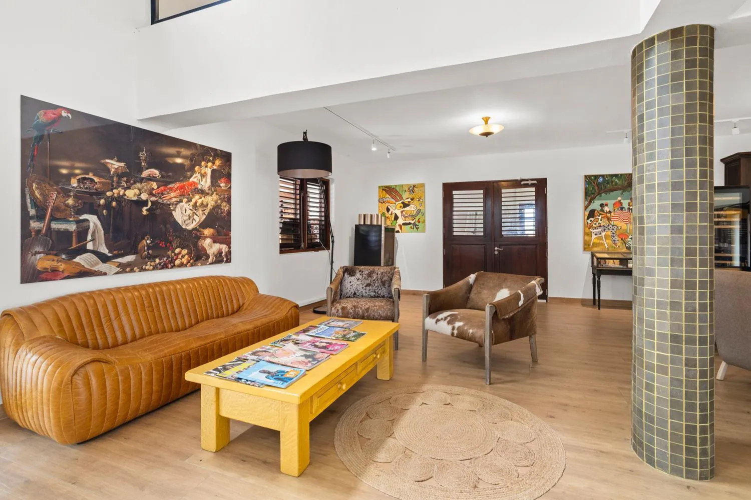 Communal lounge/ TV room in Boutique Hotel Wanapa - Adult Friendly - 14 years and older