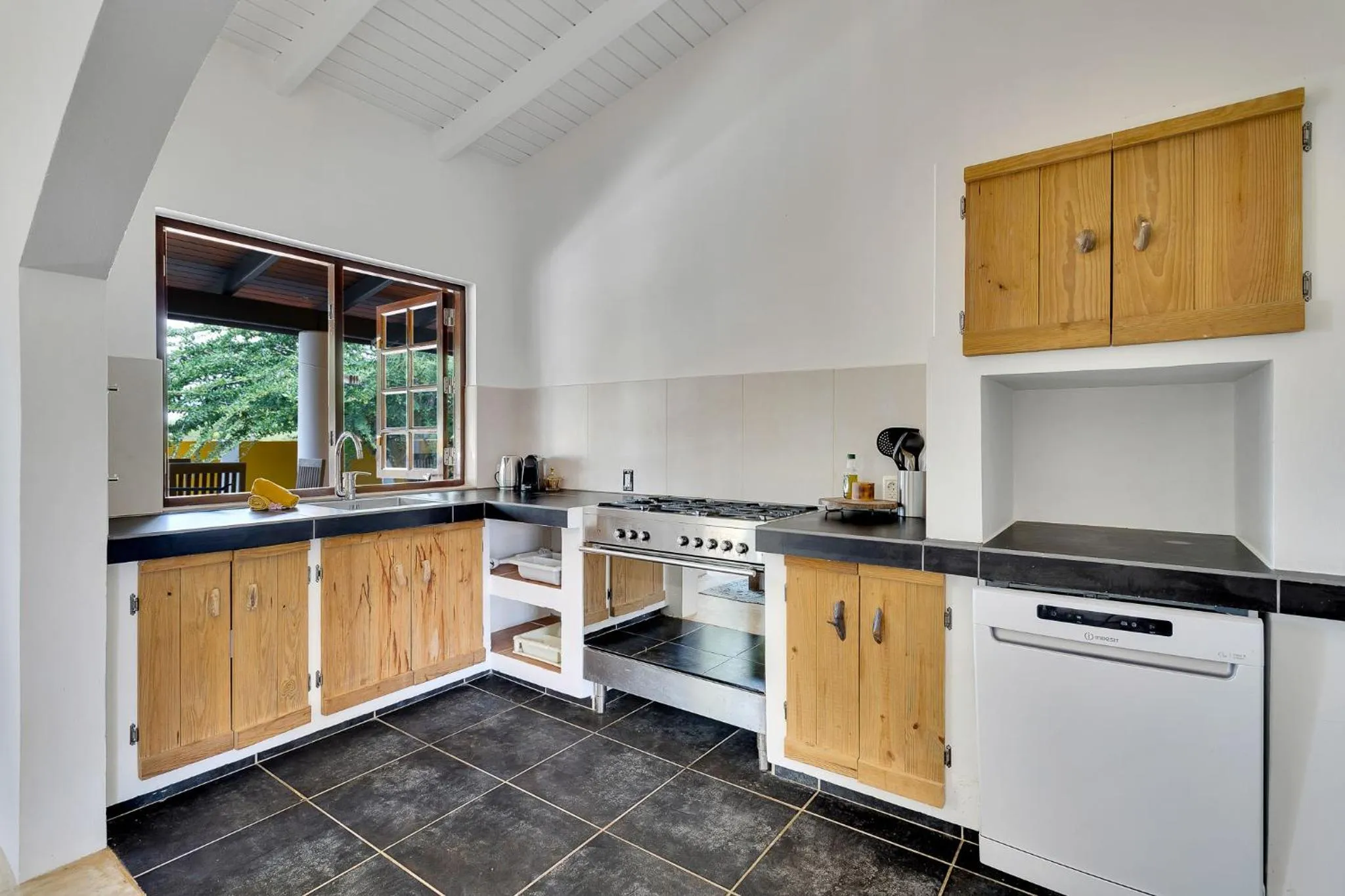 pet friendly in Boutique Hotel Wanapa - Adult Friendly - 14 years and older