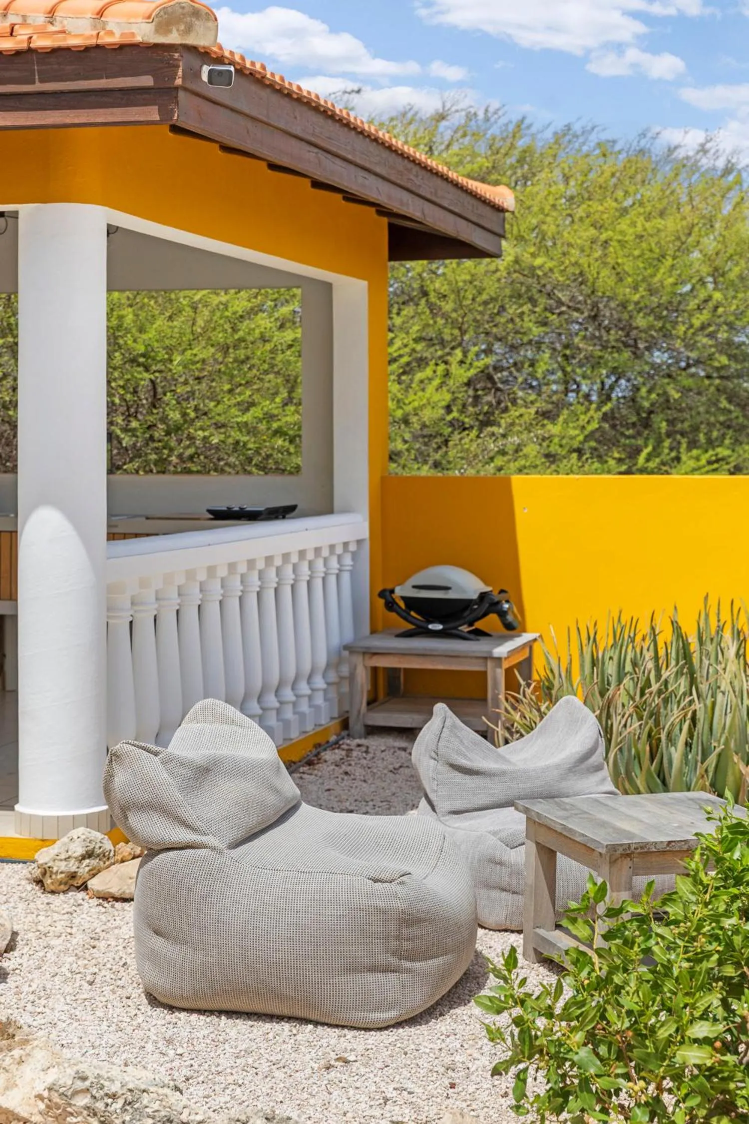 BBQ facilities in Boutique Hotel Wanapa - Adult Friendly - 14 years and older